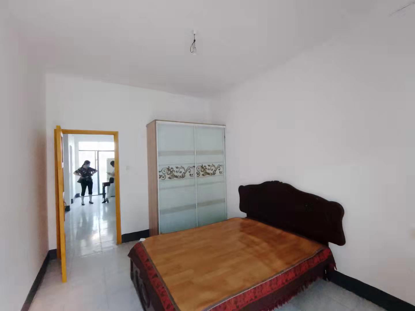 西流湾社区 2室2厅1卫 30.0万 西流湾社区 2室2厅1卫 30.0万卧室