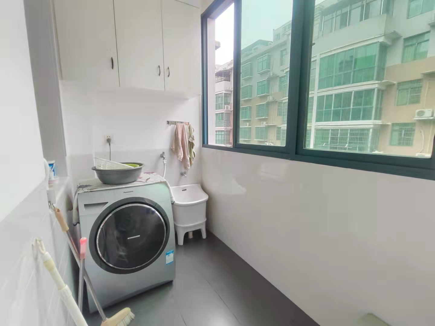 锦绣雁城 3室2厅2卫 75.0万 锦绣雁城 3室2厅2卫 75.0万客厅