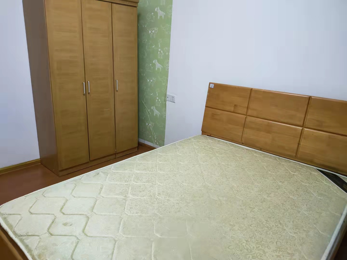 曙光泊岸 3室2厅1卫 3500.0元/月 曙光泊岸 3室2厅1卫 3500.0元/月室内图