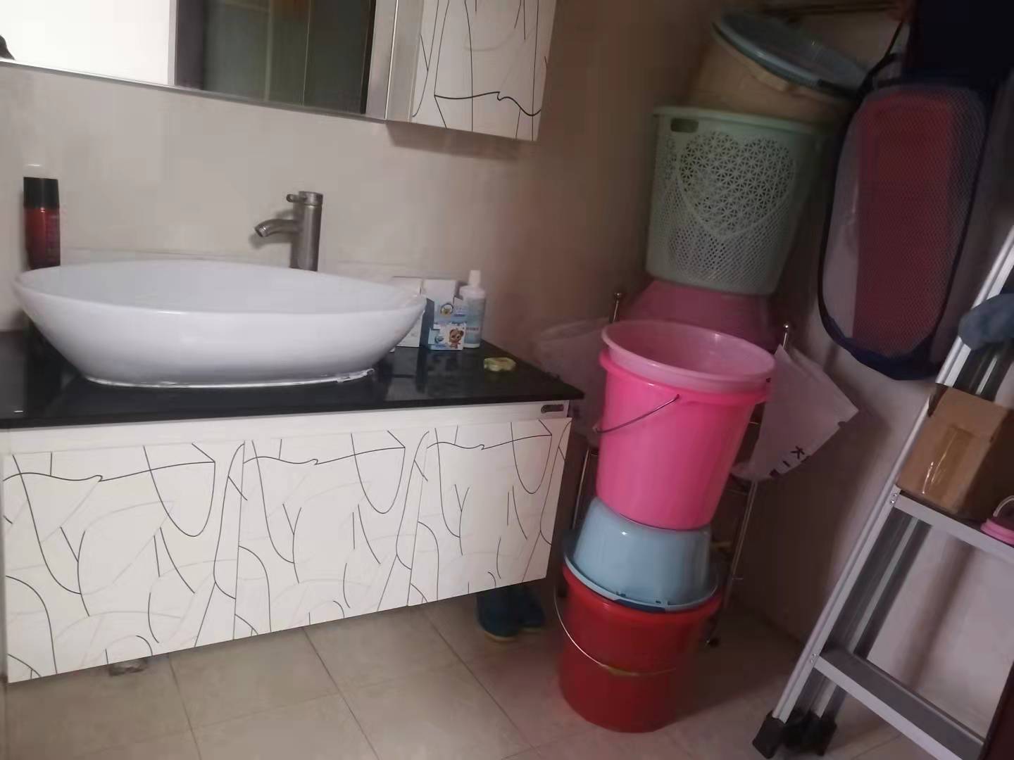 马良小区 3室2厅2卫 58.0万 马良小区 3室2厅2卫 58.0万客厅