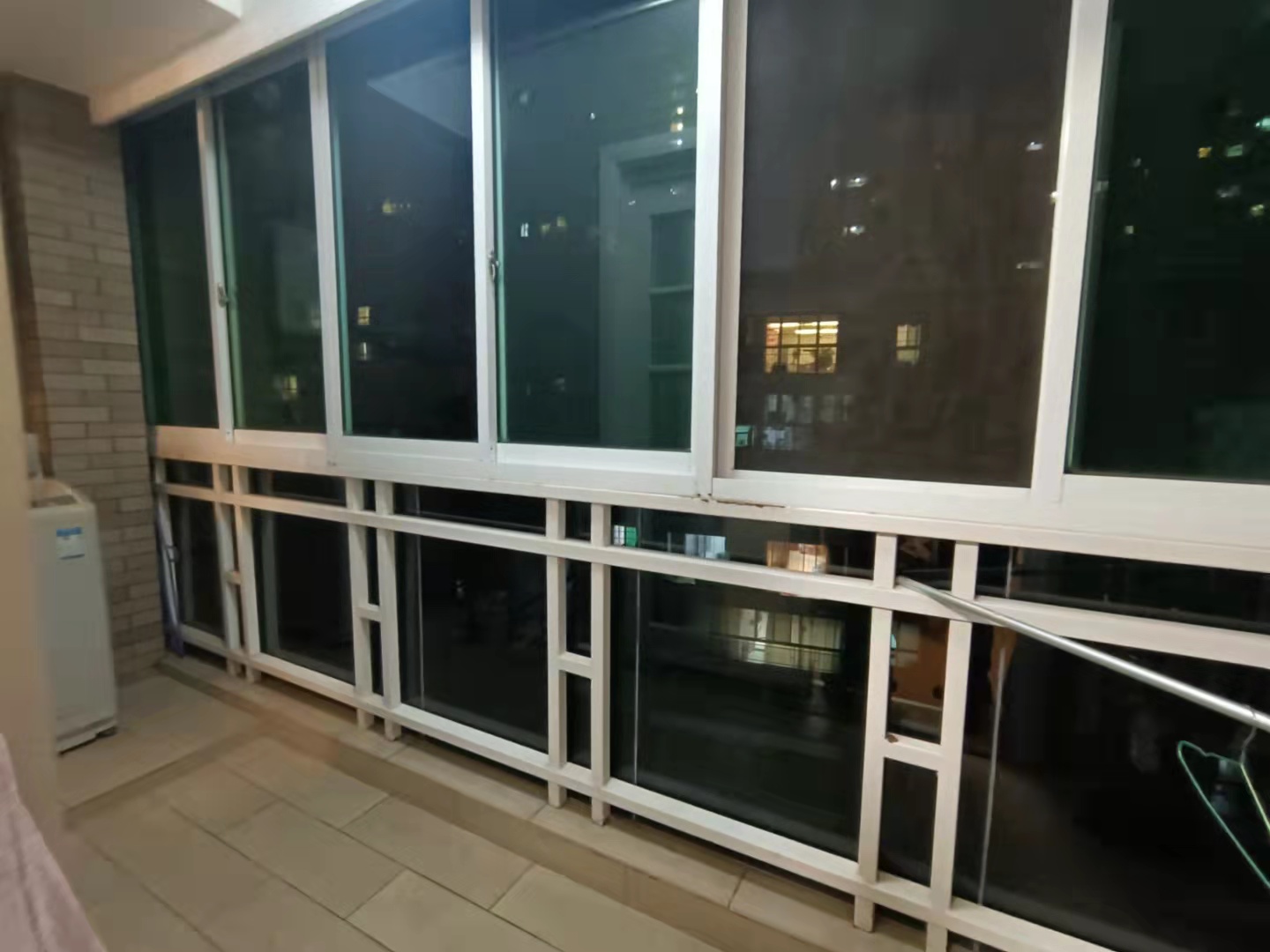 曲兰庭苑 3室2厅2卫 2600.0元/月 曲兰庭苑 3室2厅2卫 2600.0元/月室内图