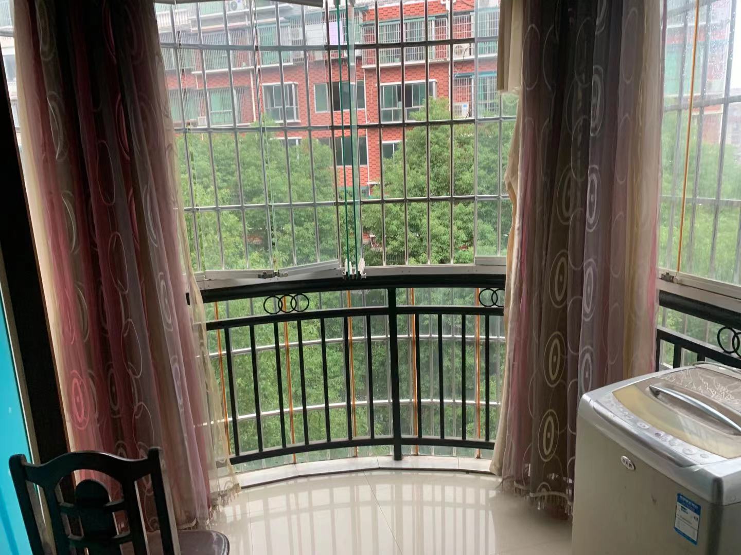 天宇花苑 3室1厅1卫 1500.0元/月 天宇花苑 3室1厅1卫 1500.0元/月室内图