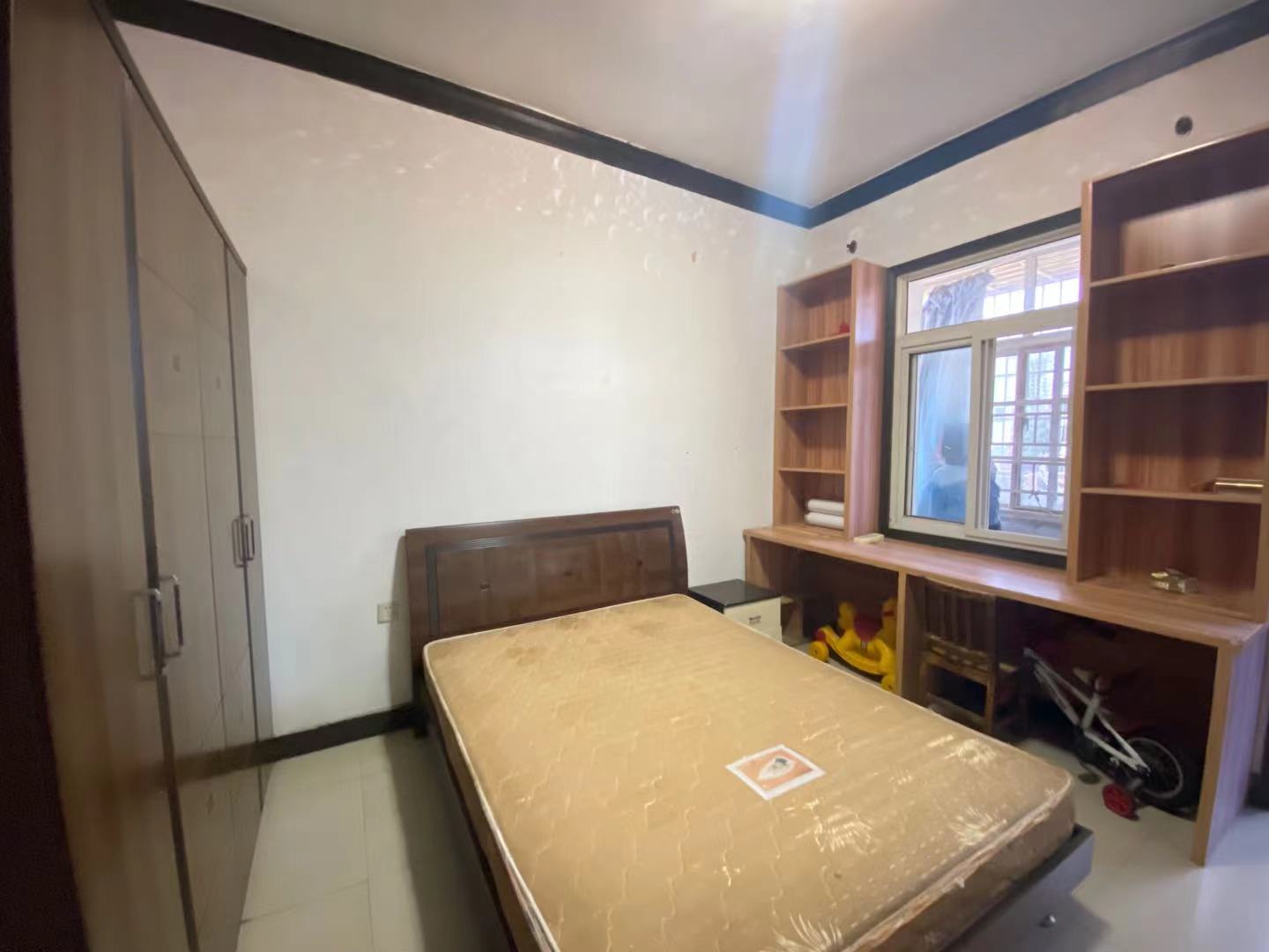 大坪路散盘 2室2厅1卫 1000.0元/月 大坪路散盘 2室2厅1卫 1000.0元/月室内图