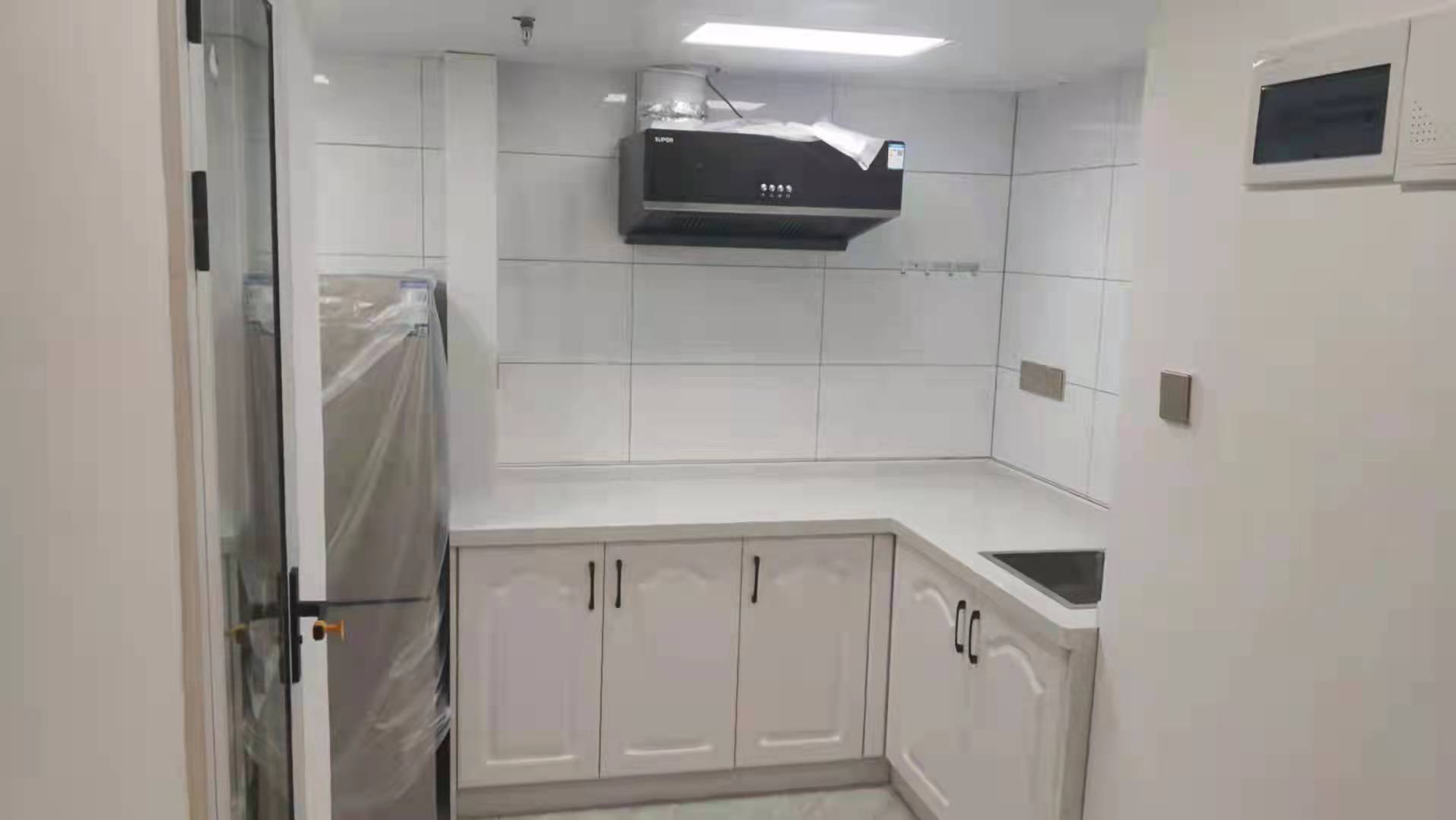 阳光城启航中心 1室1厅1卫 1500.00元/月 阳光城启航中心 1室1厅1卫 1500.00元/月室内图