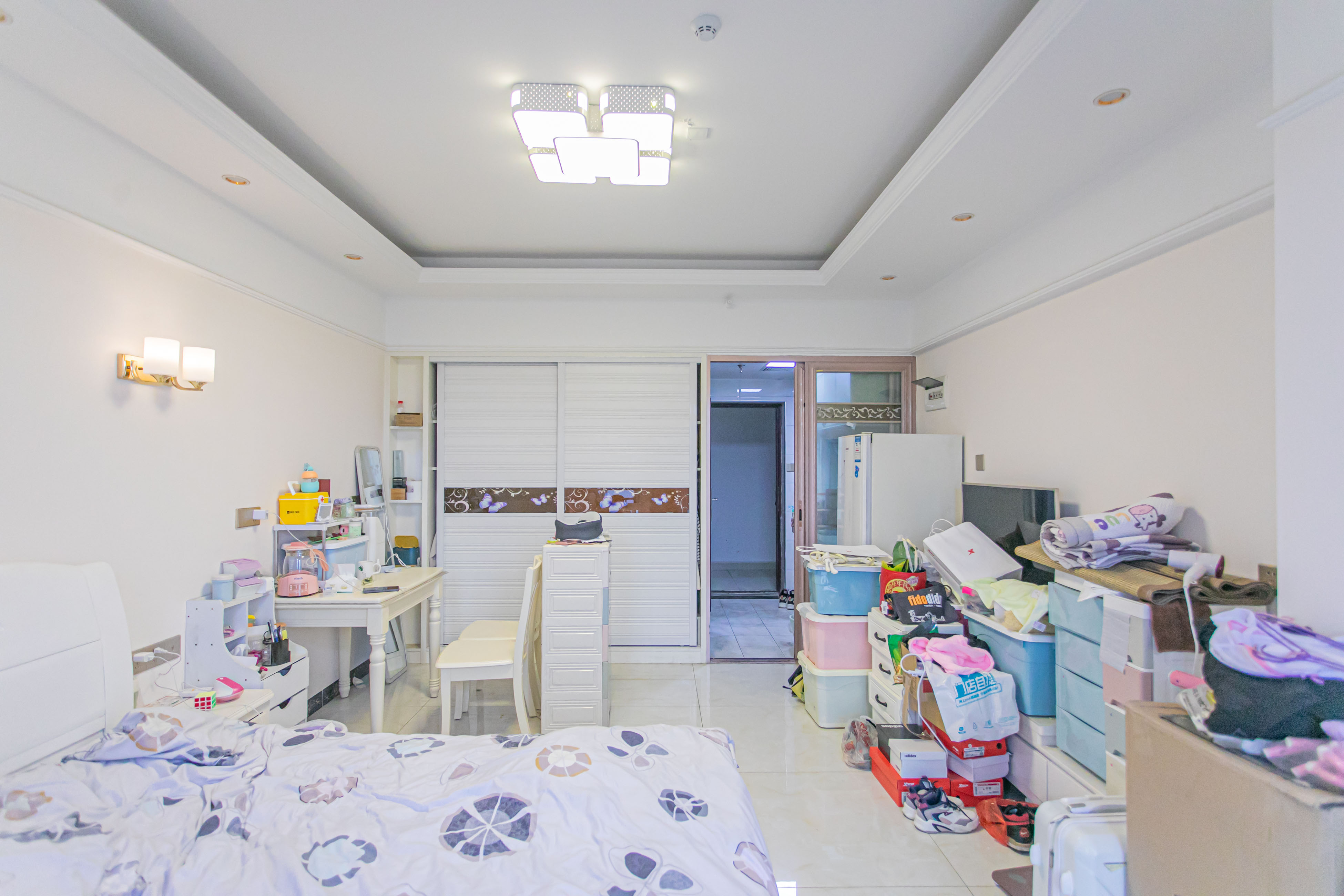 MOMA当代广场  1室1厅1卫    30.56万客厅
