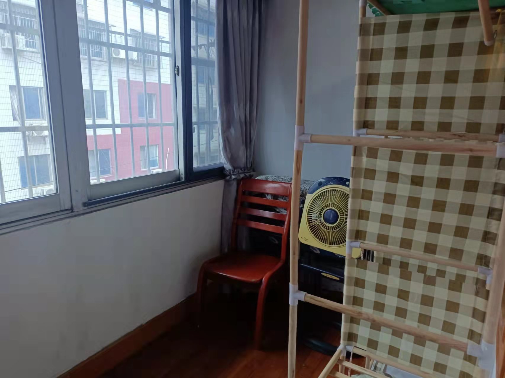 金洋大厦 2室1厅1卫 800.0元/月 金洋大厦 2室1厅1卫 800.0元/月室内图