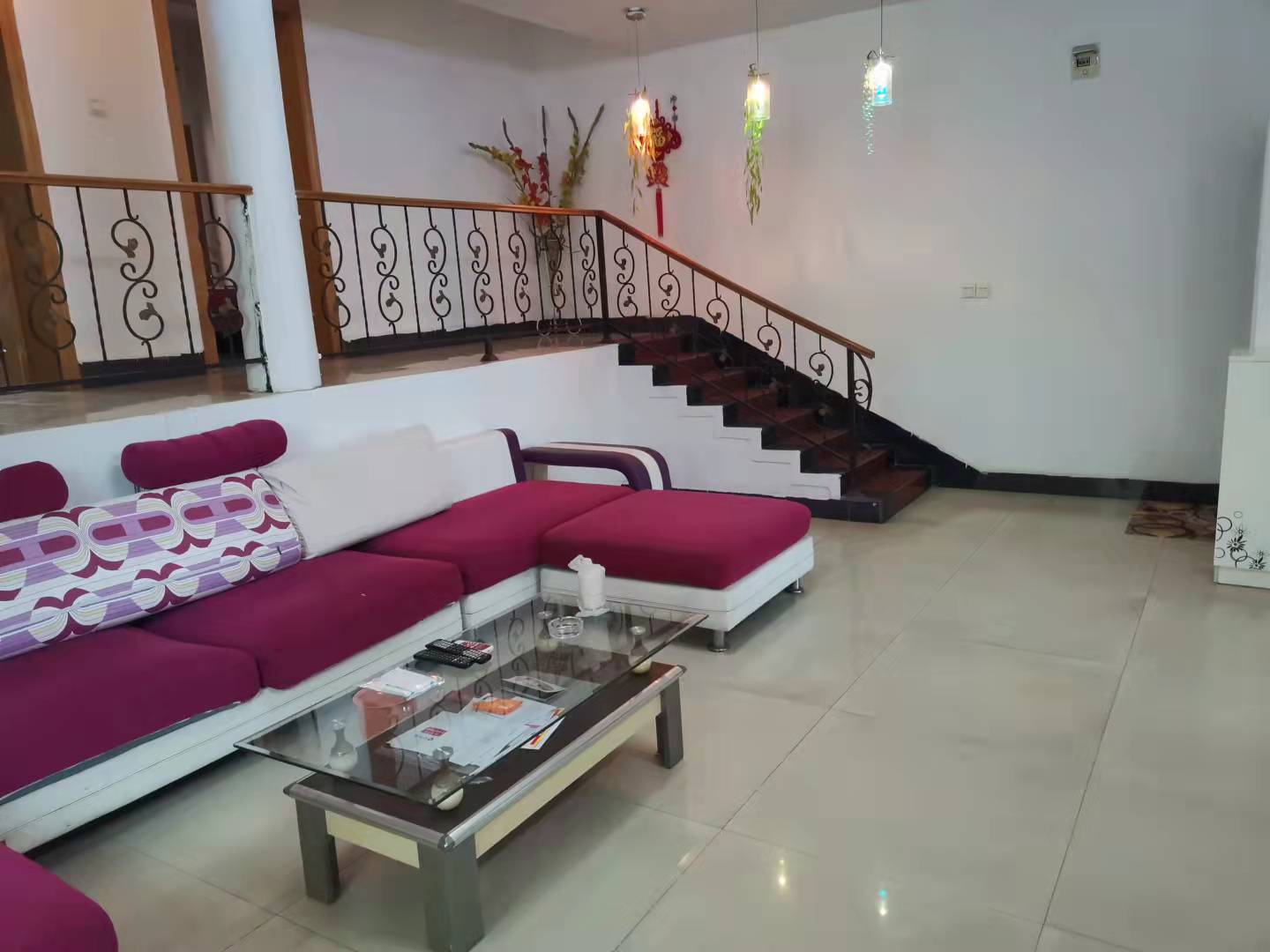 富康新村 2室2厅2卫 1300.0元/月 富康新村 2室2厅2卫 1300.0元/月室内图