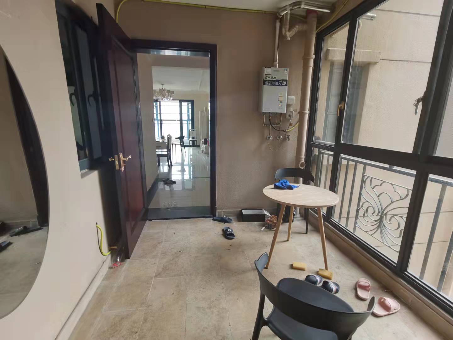 恒大南湖半岛 3室2厅2卫 3200.0元/月 恒大南湖半岛 3室2厅2卫 3200.0元/月室内图