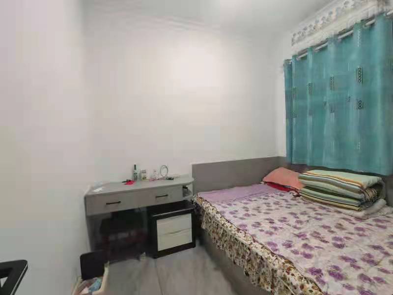 保利香槟国际 4室2厅2卫 2600.0元/月 保利香槟国际 4室2厅2卫 2600.0元/月室内图