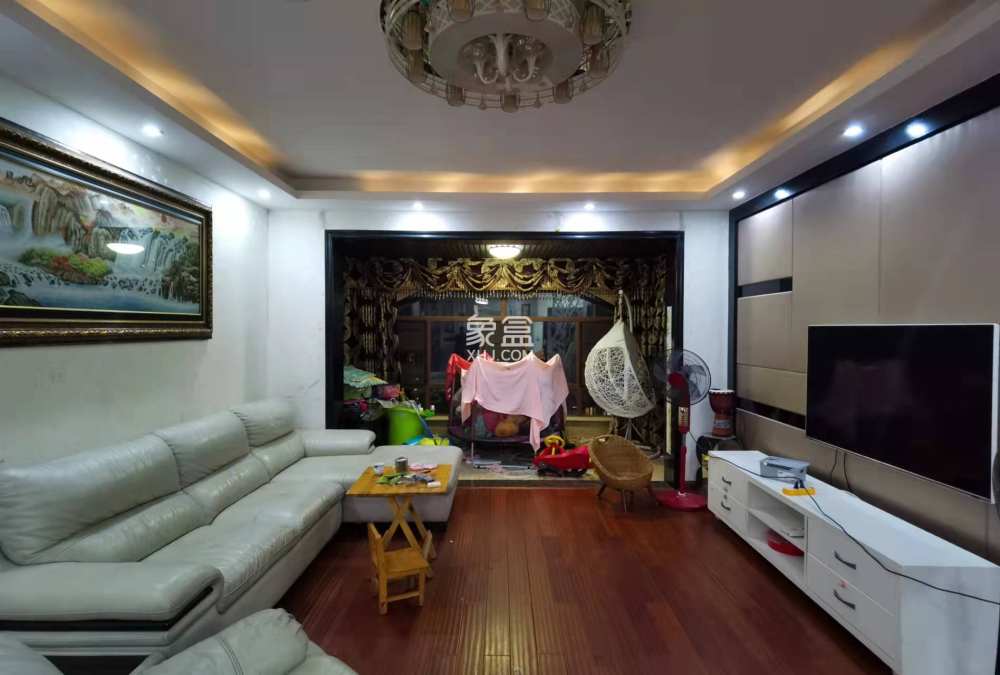 湾田和悦  4室2厅2卫    100.0万