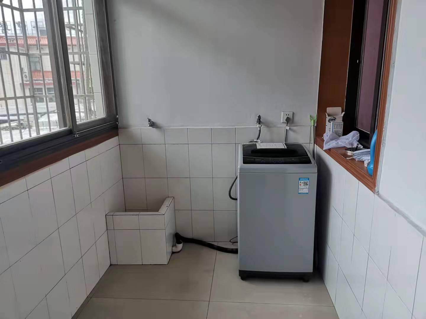 富康新村 2室2厅2卫 1300.0元/月 富康新村 2室2厅2卫 1300.0元/月室内图