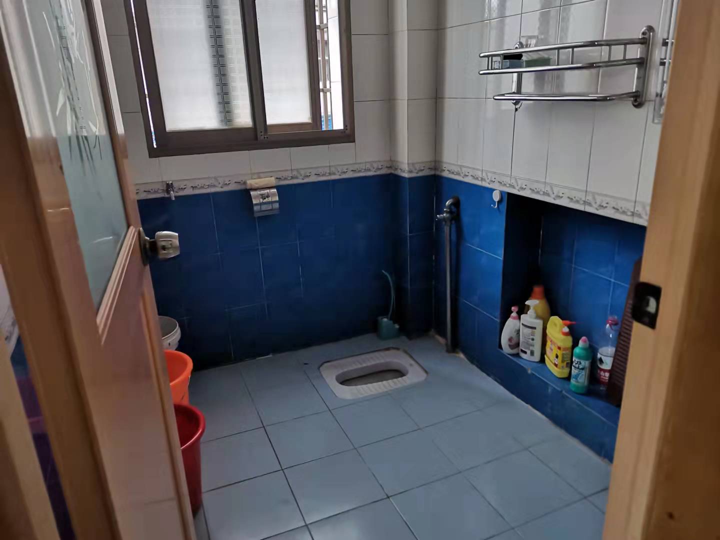 富康新村 2室2厅2卫 1300.0元/月 富康新村 2室2厅2卫 1300.0元/月室内图