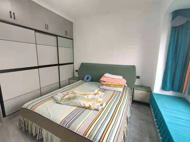 保利香槟国际 4室2厅2卫 2600.0元/月 保利香槟国际 4室2厅2卫 2600.0元/月室内图