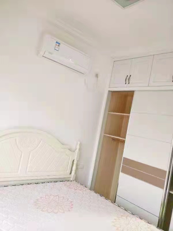 欢乐美寓  2室1厅1卫    1800.0元/月 欢乐美寓  2室1厅1卫    1800.0元/月室内图