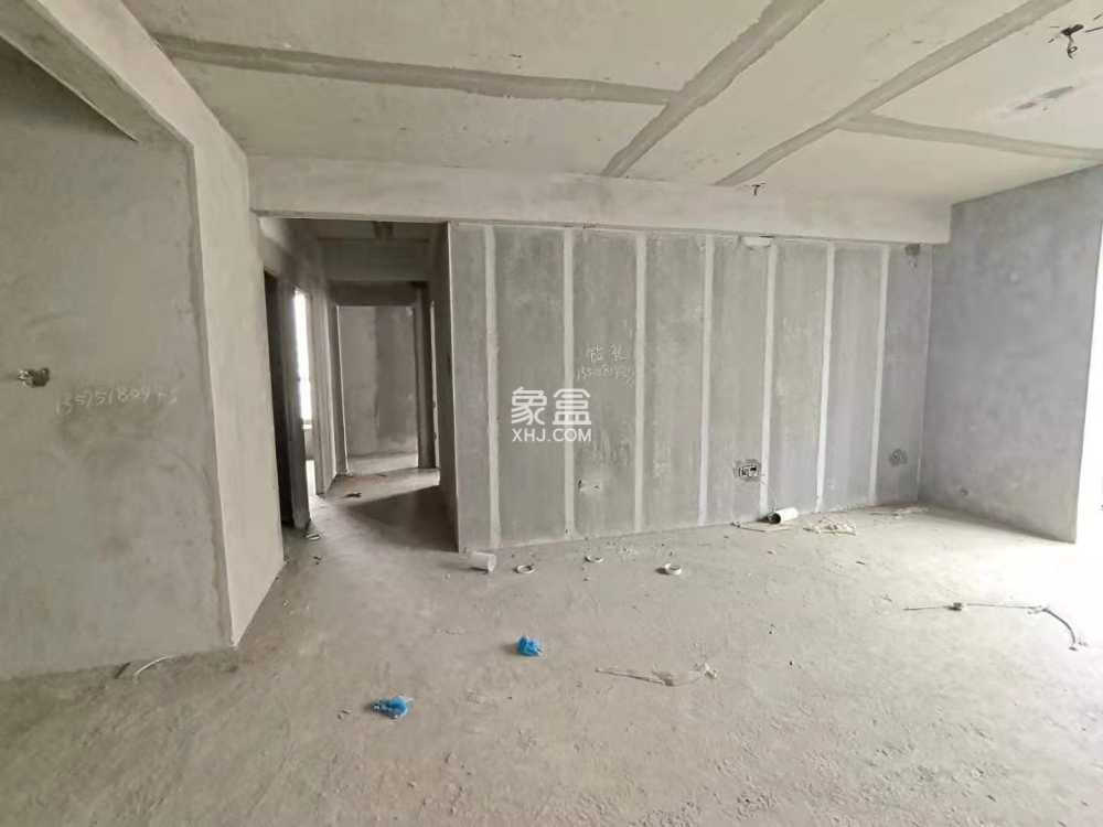 御景园  3室2厅2卫   66.80万