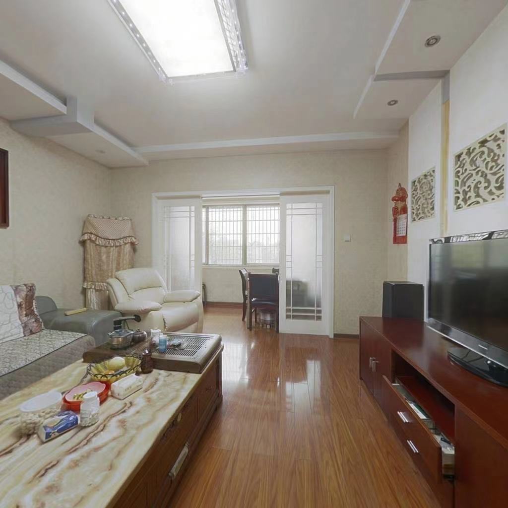 雅塘村  3室2厅2卫    2000.0元/月小区图