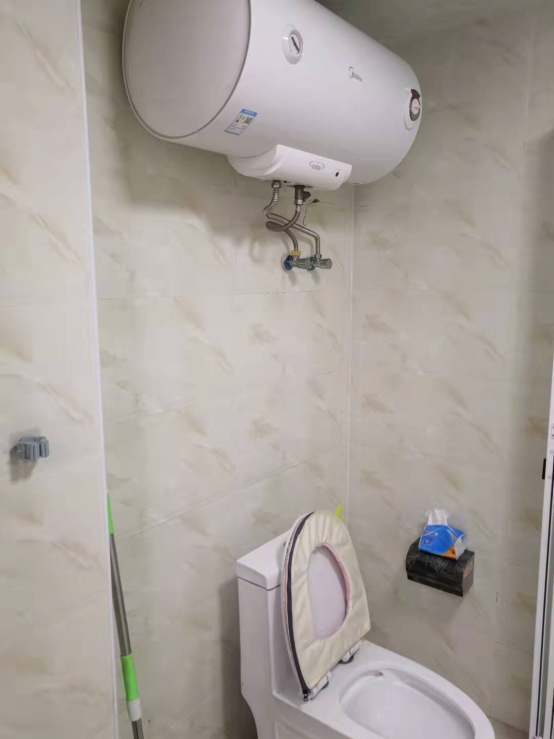 凯旋名门人民中路1006号 1室1厅1卫 1300.0元/月 凯旋名门人民中路1006号 1室1厅1卫 1300.0元/月室内图