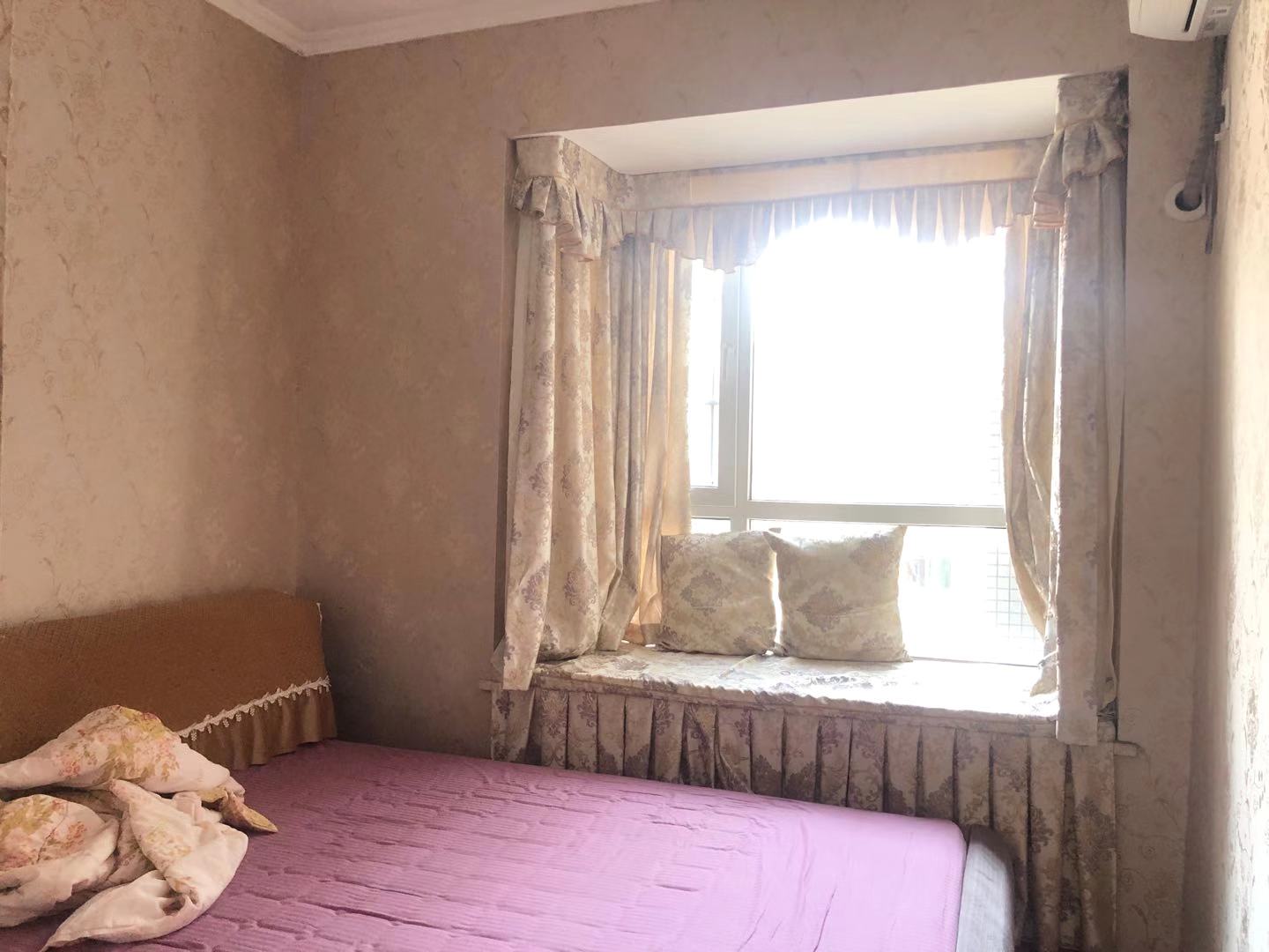 民俗文化广场 2室2厅1卫 2100.0元/月 民俗文化广场 2室2厅1卫 2100.0元/月室内图