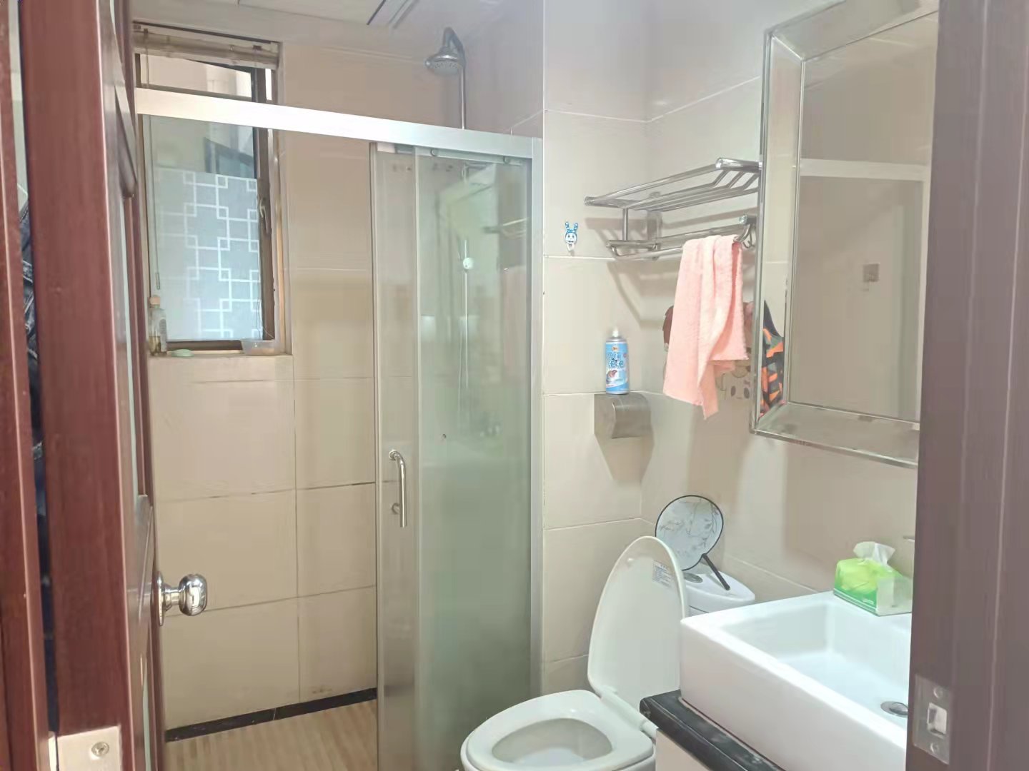 碧桂园 3室2厅1卫 1800.0元/月 碧桂园 3室2厅1卫 1800.0元/月室内图