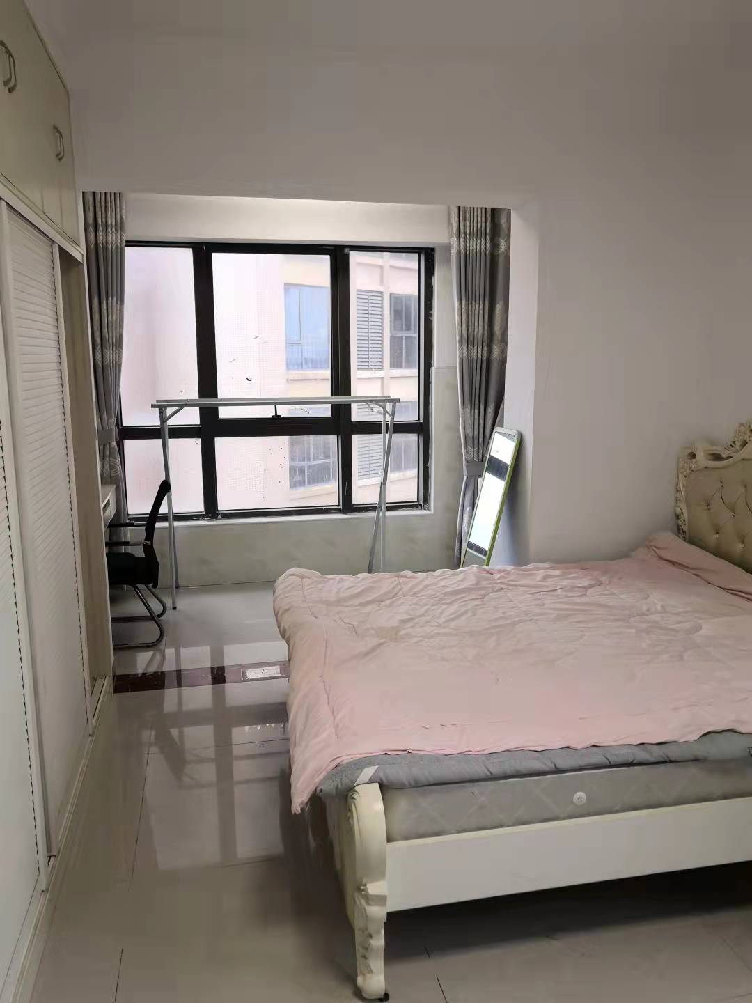 凯旋名门人民中路1006号 1室1厅1卫 1300.0元/月 凯旋名门人民中路1006号 1室1厅1卫 1300.0元/月室内图