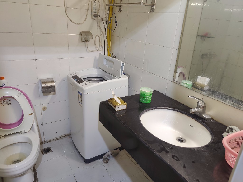 东都大酒店(东都大厦) 1室1厅1卫 1000.00元/月 东都大酒店(东都大厦) 1室1厅1卫 1000.00元/月室内图