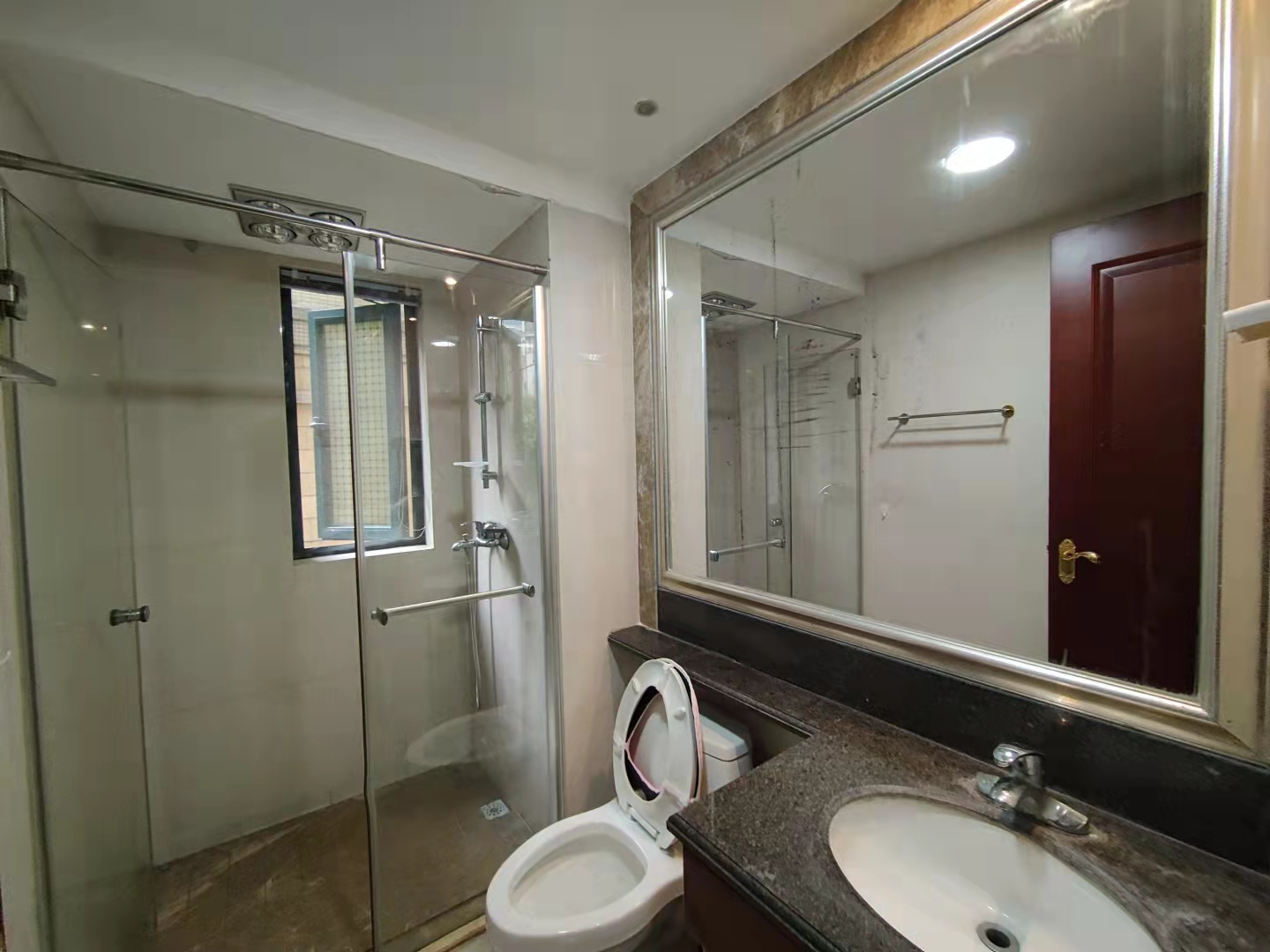 恒大名都  1室1厅1卫    2000.0元/月 恒大名都  1室1厅1卫    2000.0元/月室内图