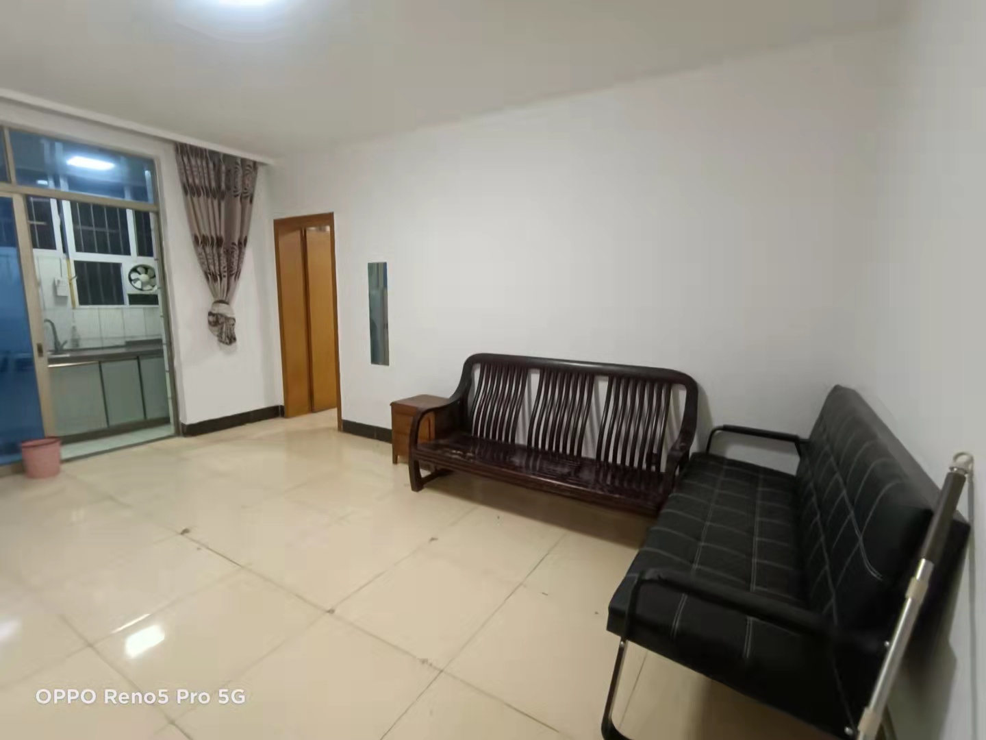 高桥高双湖商贸城  1室1厅1卫    1200.0元/月室内图