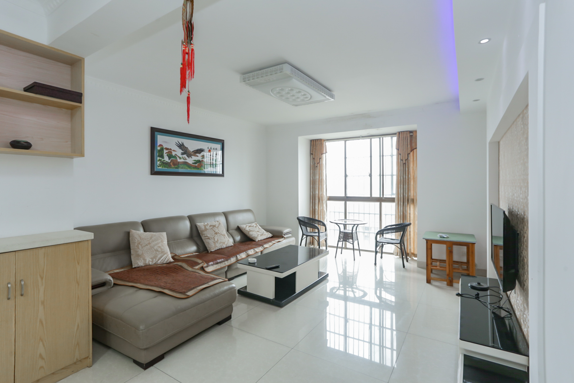 丽都桃源(金峰北院二期) 2室2厅1卫 99.8万 丽都桃源(金峰北院二期) 2室2厅1卫 99.8万客厅