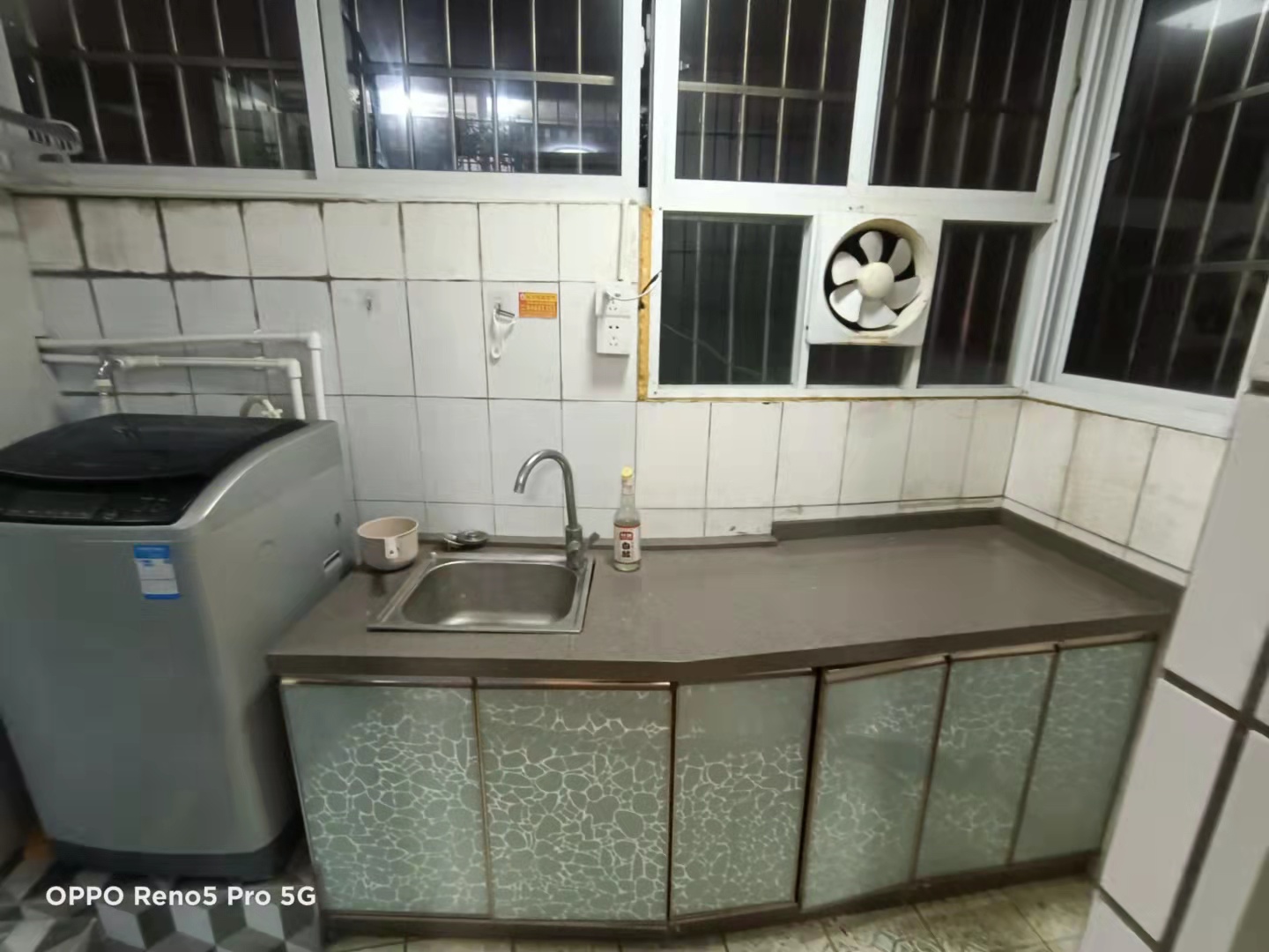 高桥高双湖商贸城 1室1厅1卫 1200.0元/月 高桥高双湖商贸城 1室1厅1卫 1200.0元/月室内图