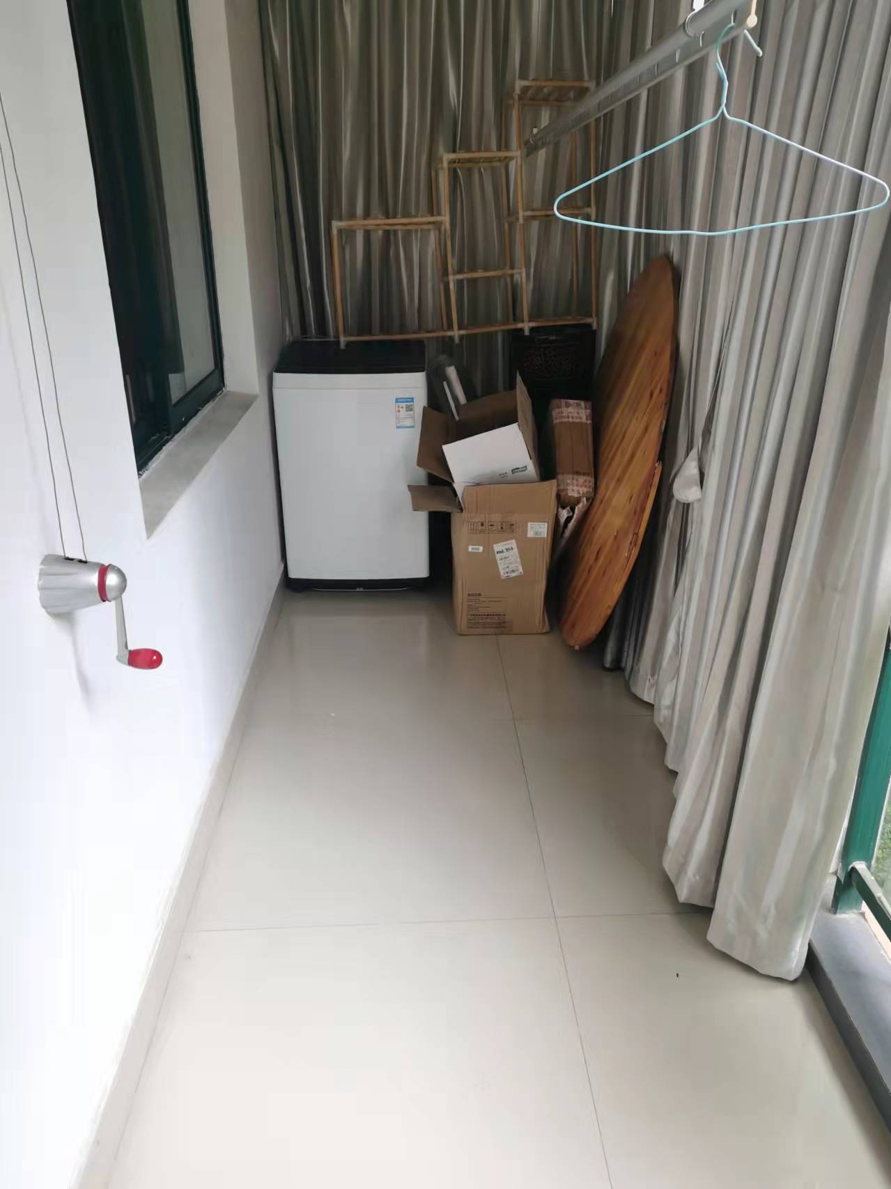 雅士林湘苑一期  3室2厅2卫    1600.0元/月 雅士林湘苑一期  3室2厅2卫    1600.0元/月室内图