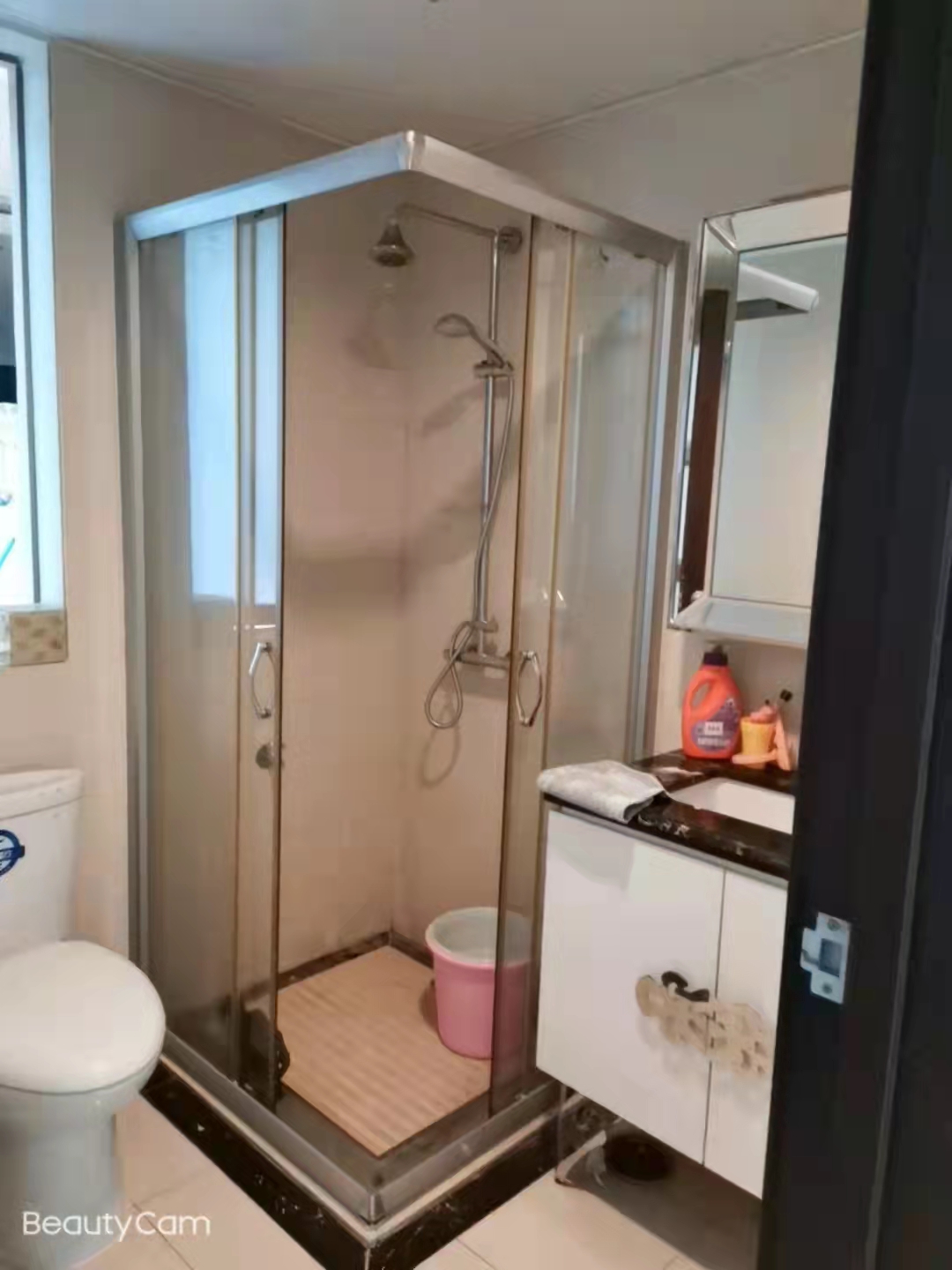 碧桂园 2室2厅1卫 80.0万 碧桂园 2室2厅1卫 80.0万客厅