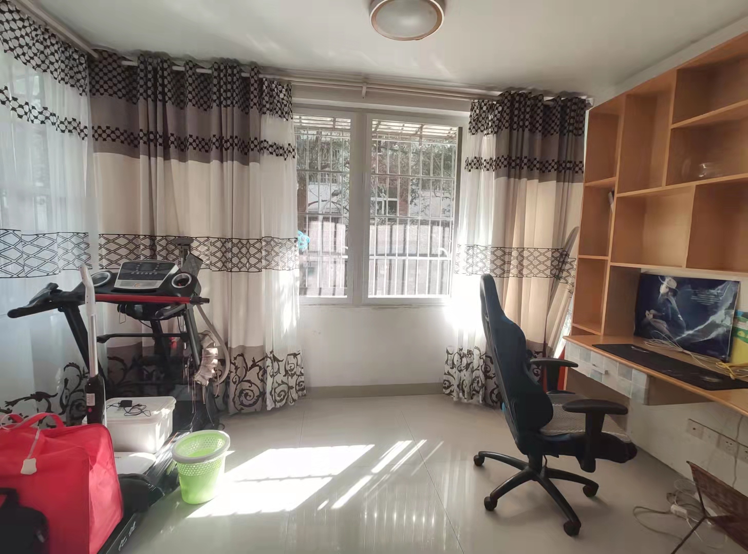 荷塘香榭 2室2厅1卫 1.0元/月 荷塘香榭 2室2厅1卫 1.0元/月室内图