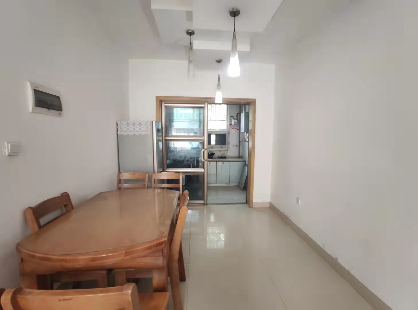 荷塘香榭 2室2厅1卫 1.0元/月 荷塘香榭 2室2厅1卫 1.0元/月室内图