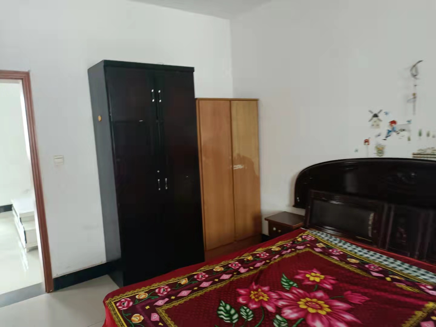 羊舞岭小区 3室2厅1卫 900.0元/月 羊舞岭小区 3室2厅1卫 900.0元/月室内图