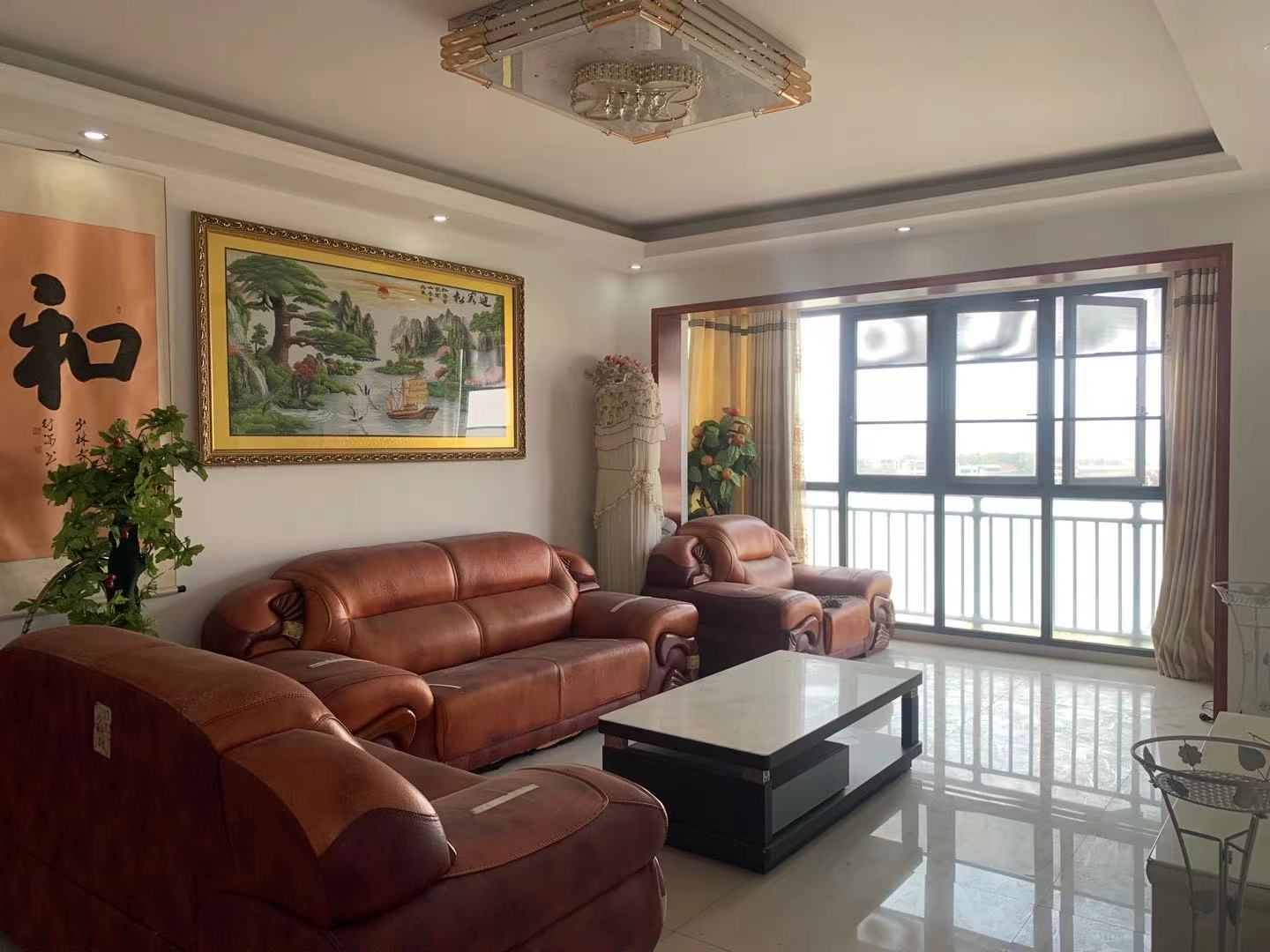 太一御江城 3室2厅2卫 2200.0元/月 太一御江城 3室2厅2卫 2200.0元/月户型图