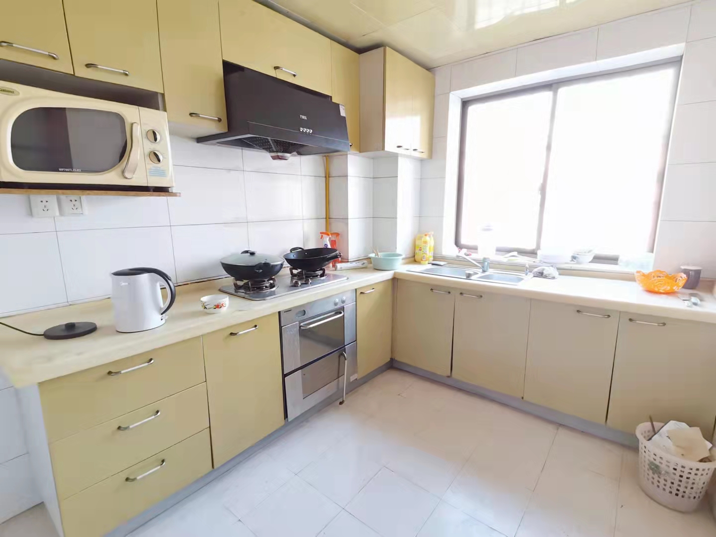 湘银嘉园 4室2厅2卫 4500.0元/月 湘银嘉园 4室2厅2卫 4500.0元/月室内图