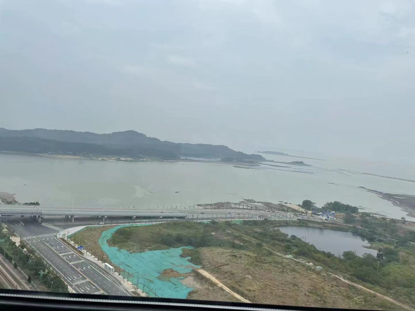 恒大南湖半岛  2室1厅1卫    2100.0元/月 恒大南湖半岛  2室1厅1卫    2100.0元/月