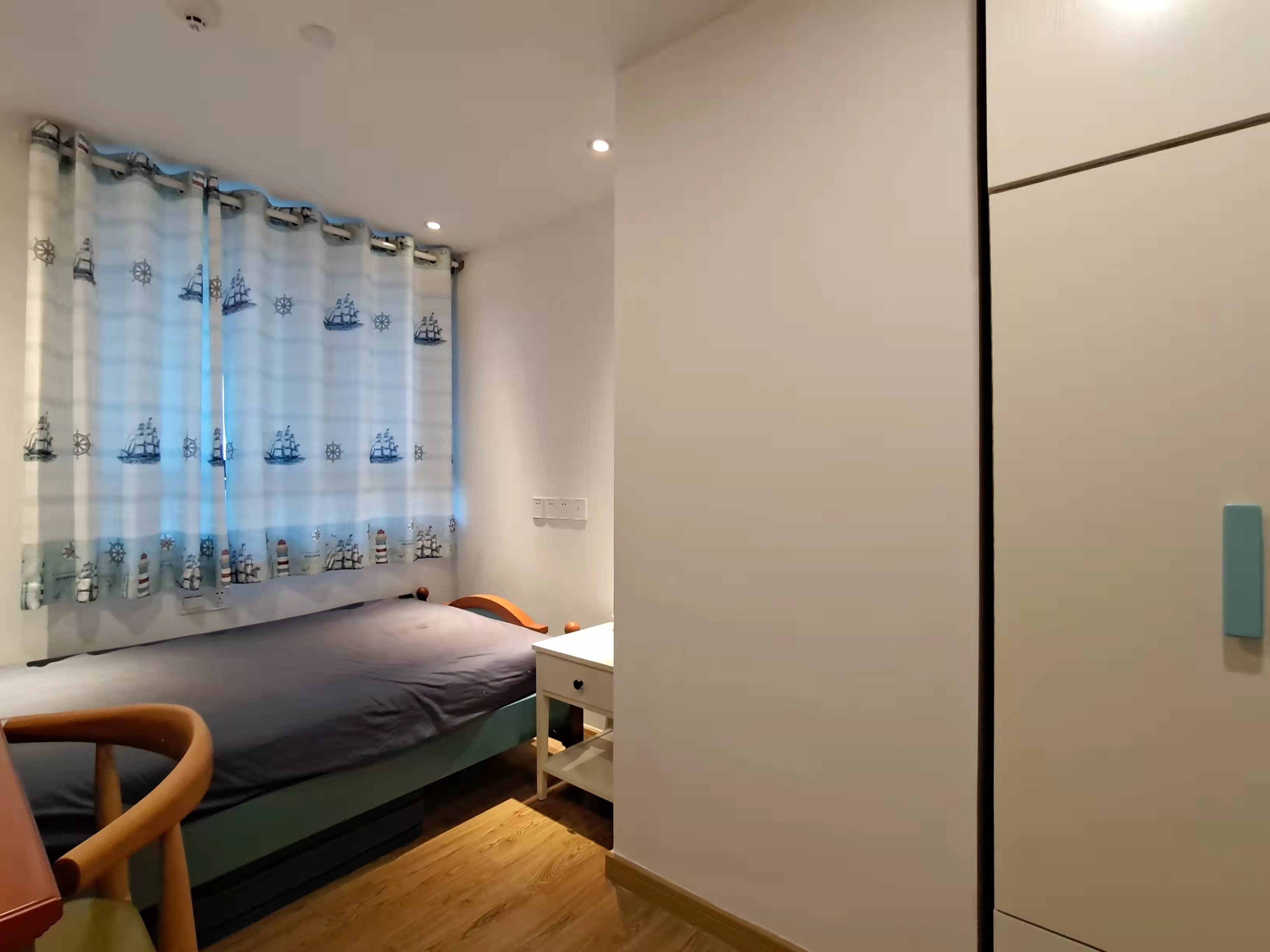 崇盛国际中心(柏石公寓)  2室1厅1卫    2000.0元/月 崇盛国际中心(柏石公寓)  2室1厅1卫    2000.0元/月室内图