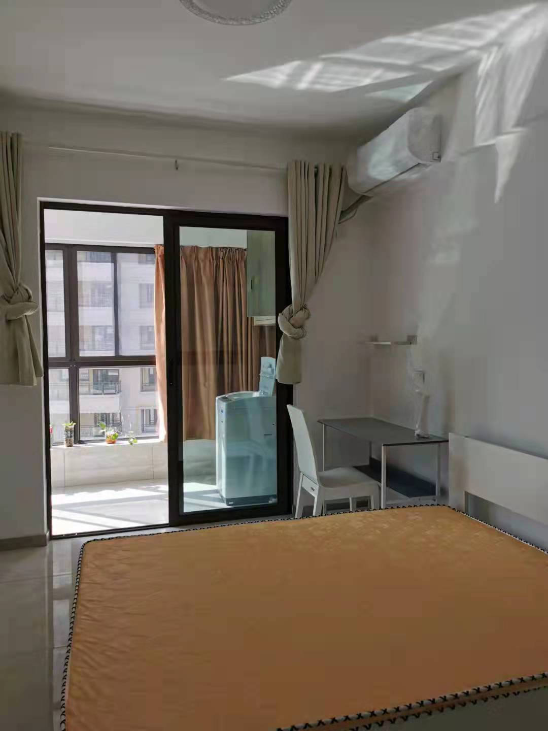 航空未名小区(北大资源) 4室2厅2卫 3500.0元/月 航空未名小区(北大资源) 4室2厅2卫 3500.0元/月室内图