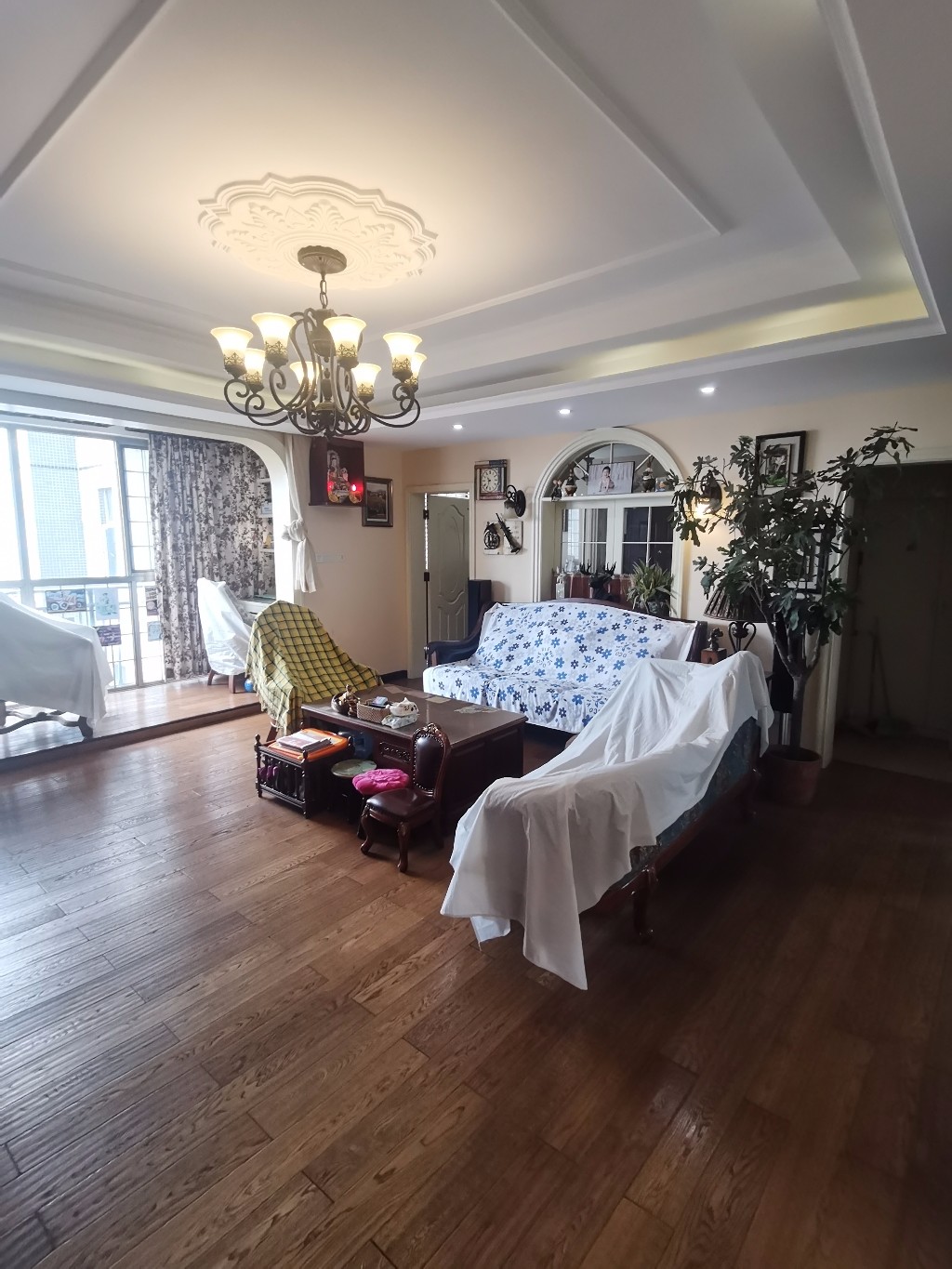 城市风景  4室3厅2卫    88.8万 城市风景  4室3厅2卫    88.8万客厅