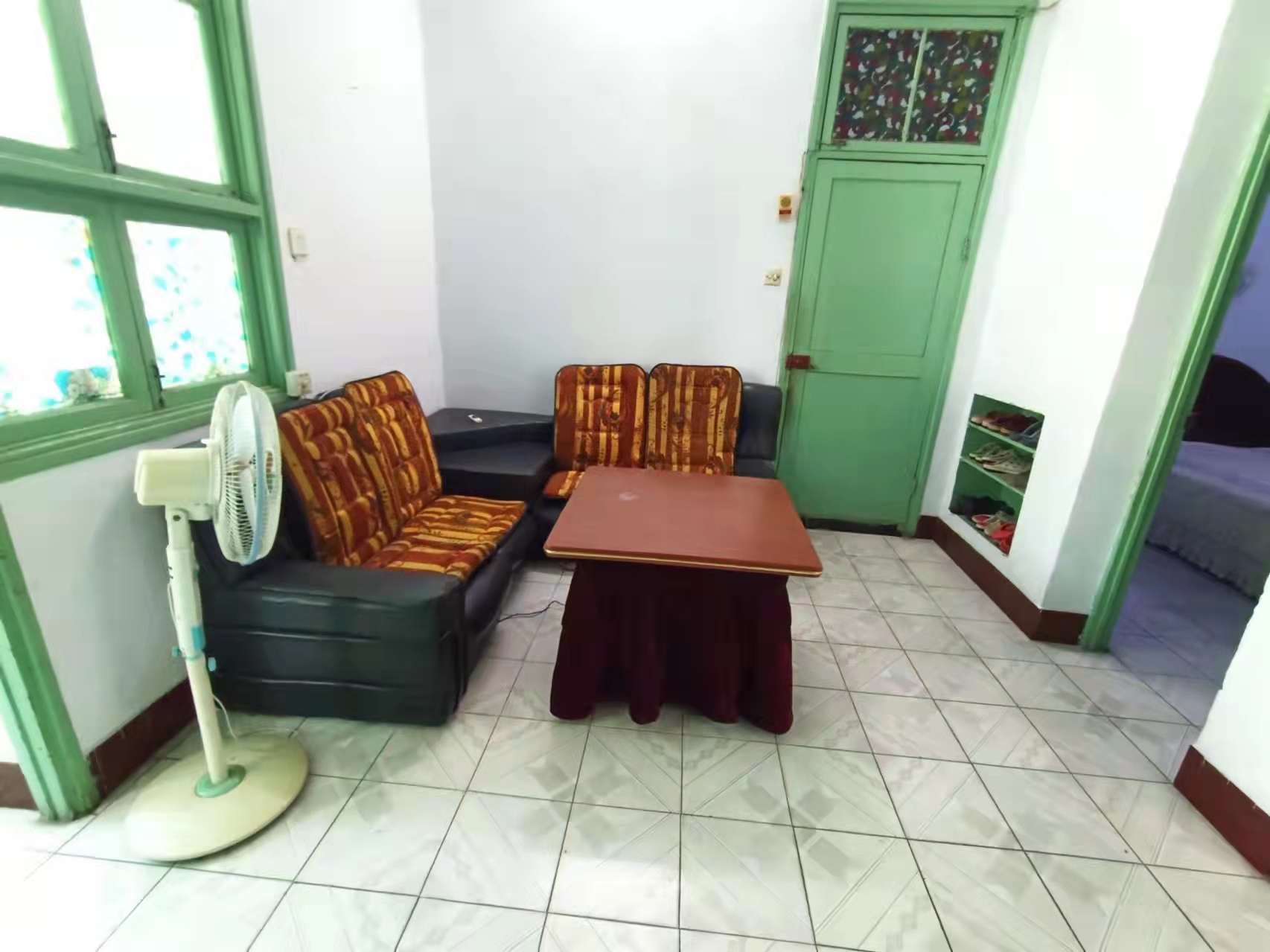 妇幼儿童医院(计生委) 3室2厅1卫 30.8万 妇幼儿童医院(计生委) 3室2厅1卫 30.8万客厅