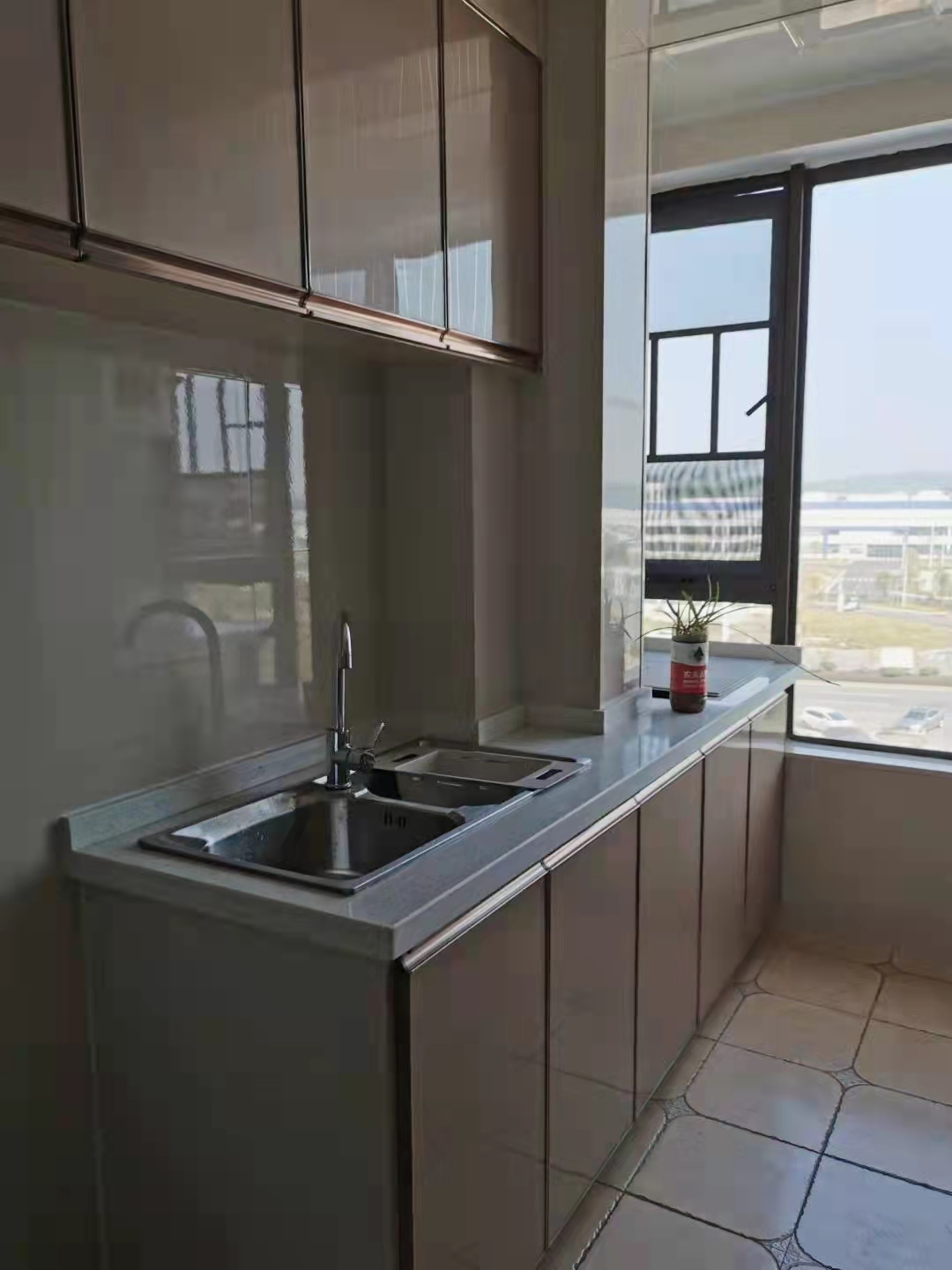 航空未名小区(北大资源) 4室2厅2卫 3500.0元/月 航空未名小区(北大资源) 4室2厅2卫 3500.0元/月室内图