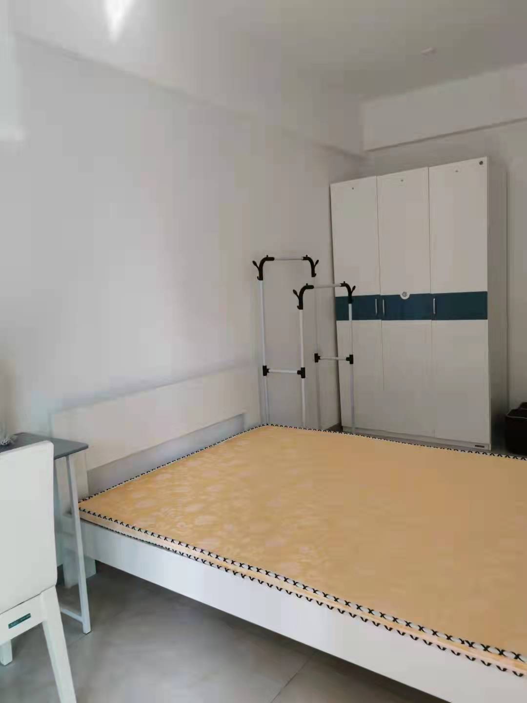 航空未名小区(北大资源) 4室2厅2卫 3500.0元/月 航空未名小区(北大资源) 4室2厅2卫 3500.0元/月室内图