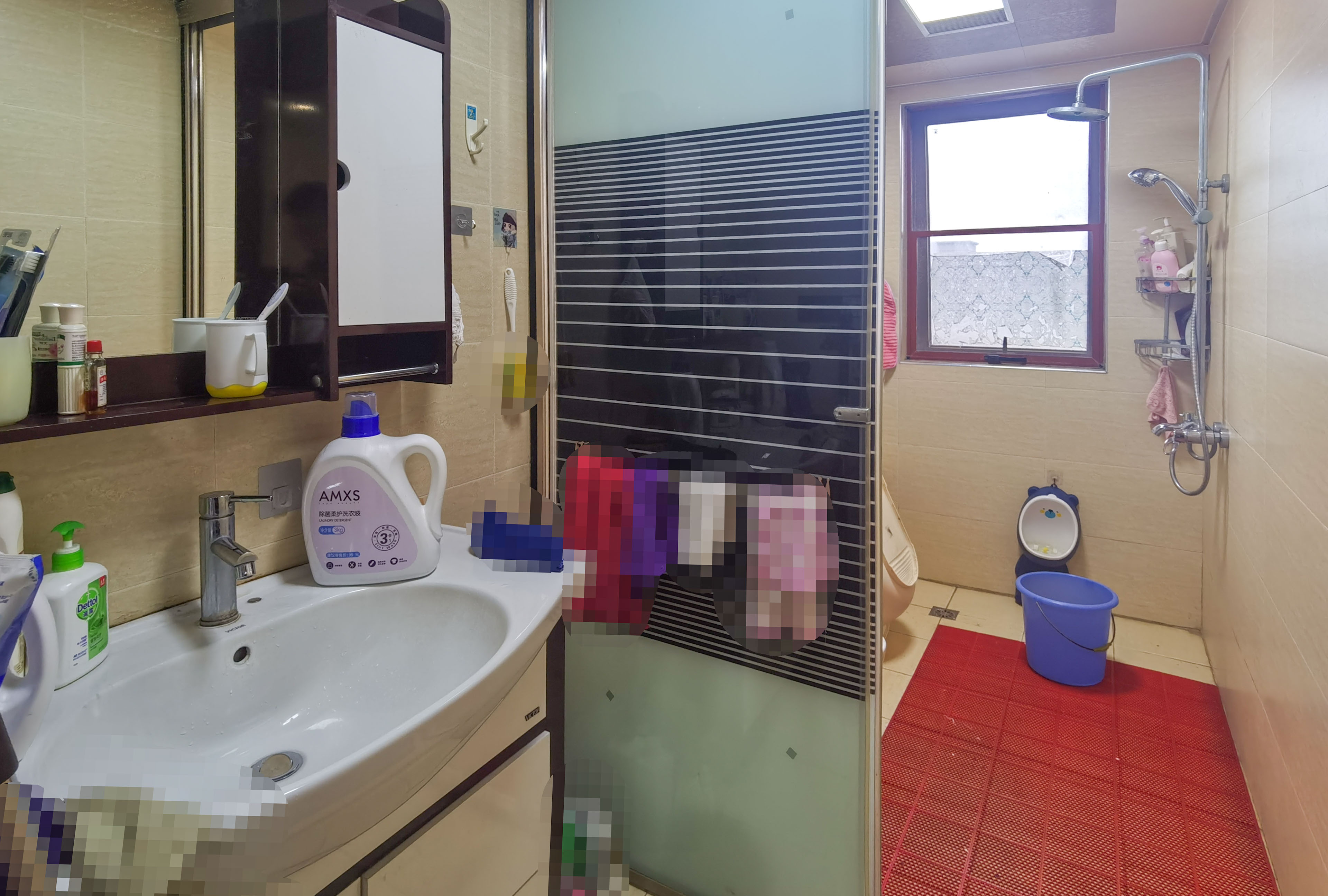 中建御山和苑 3室2厅2卫 79.8万 中建御山和苑 3室2厅2卫 79.8万客厅