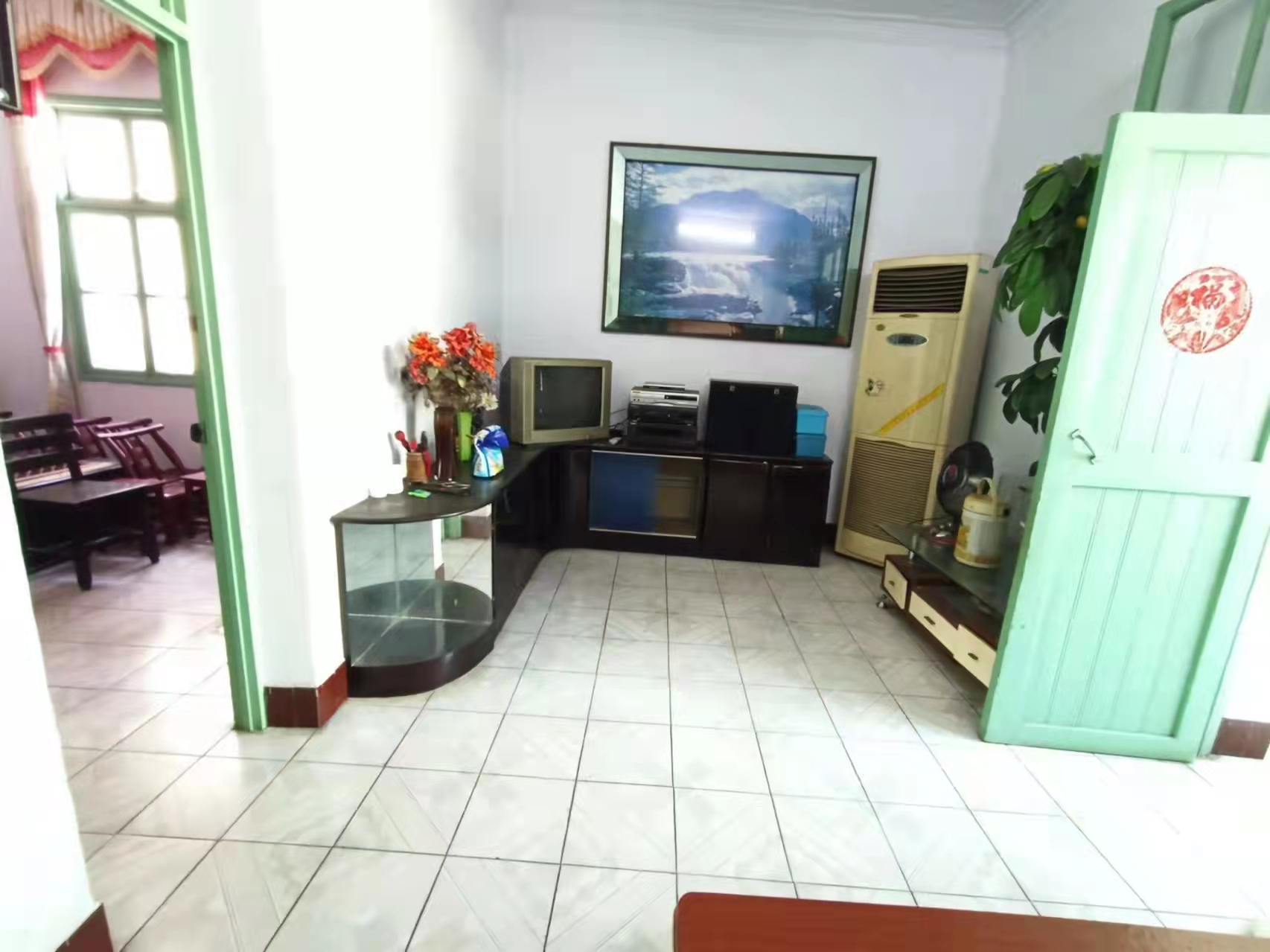 妇幼儿童医院(计生委) 3室2厅1卫 30.8万 妇幼儿童医院(计生委) 3室2厅1卫 30.8万