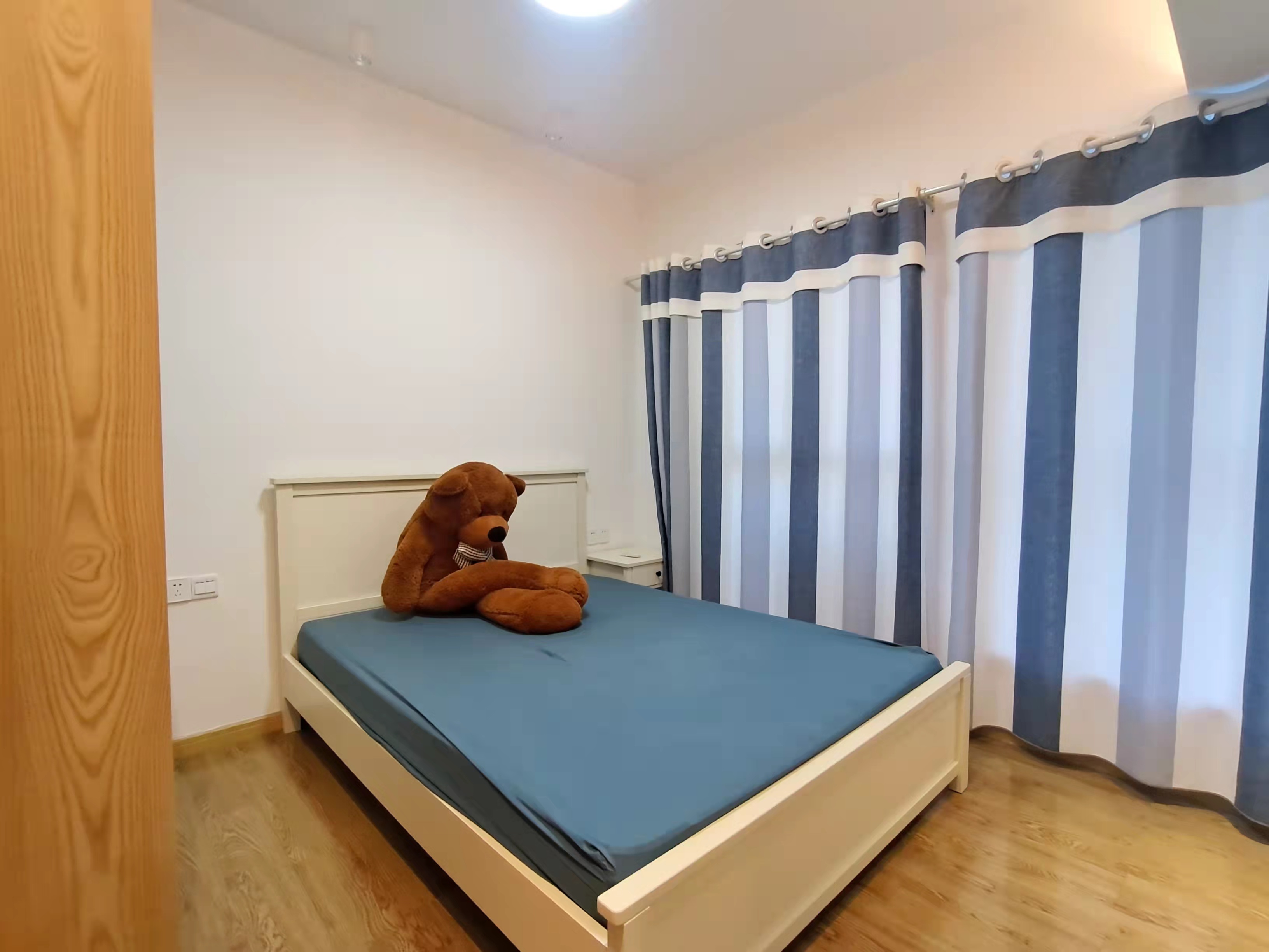 崇盛国际中心(柏石公寓)  2室1厅1卫    2000.0元/月 崇盛国际中心(柏石公寓)  2室1厅1卫    2000.0元/月室内图