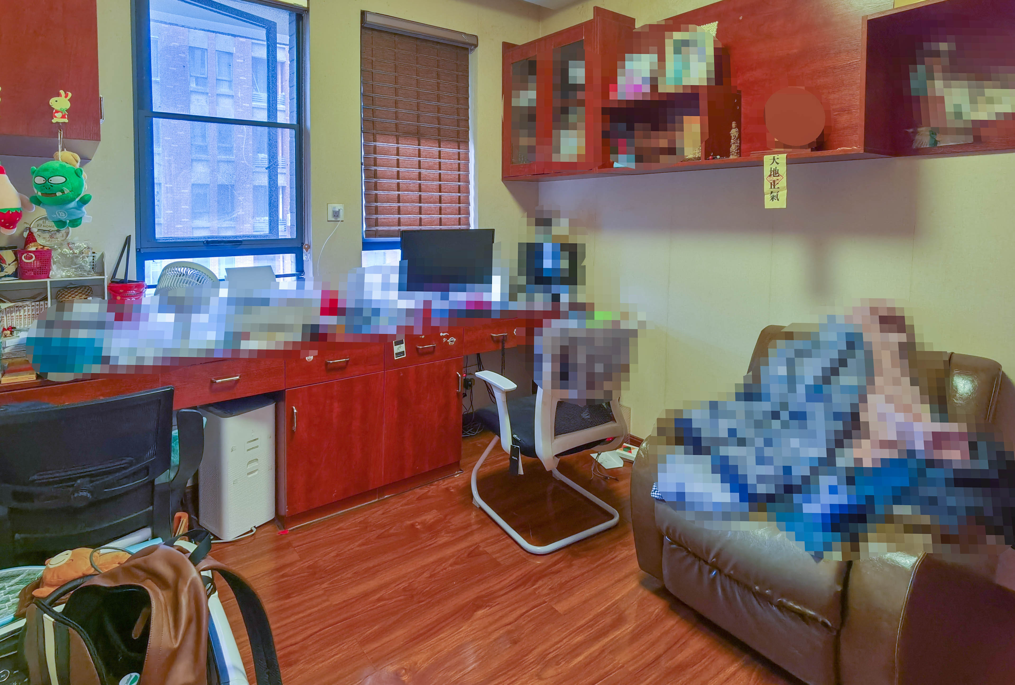 尚格名城万家理想  4室2厅2卫    71.8万 尚格名城万家理想  4室2厅2卫    71.8万客厅