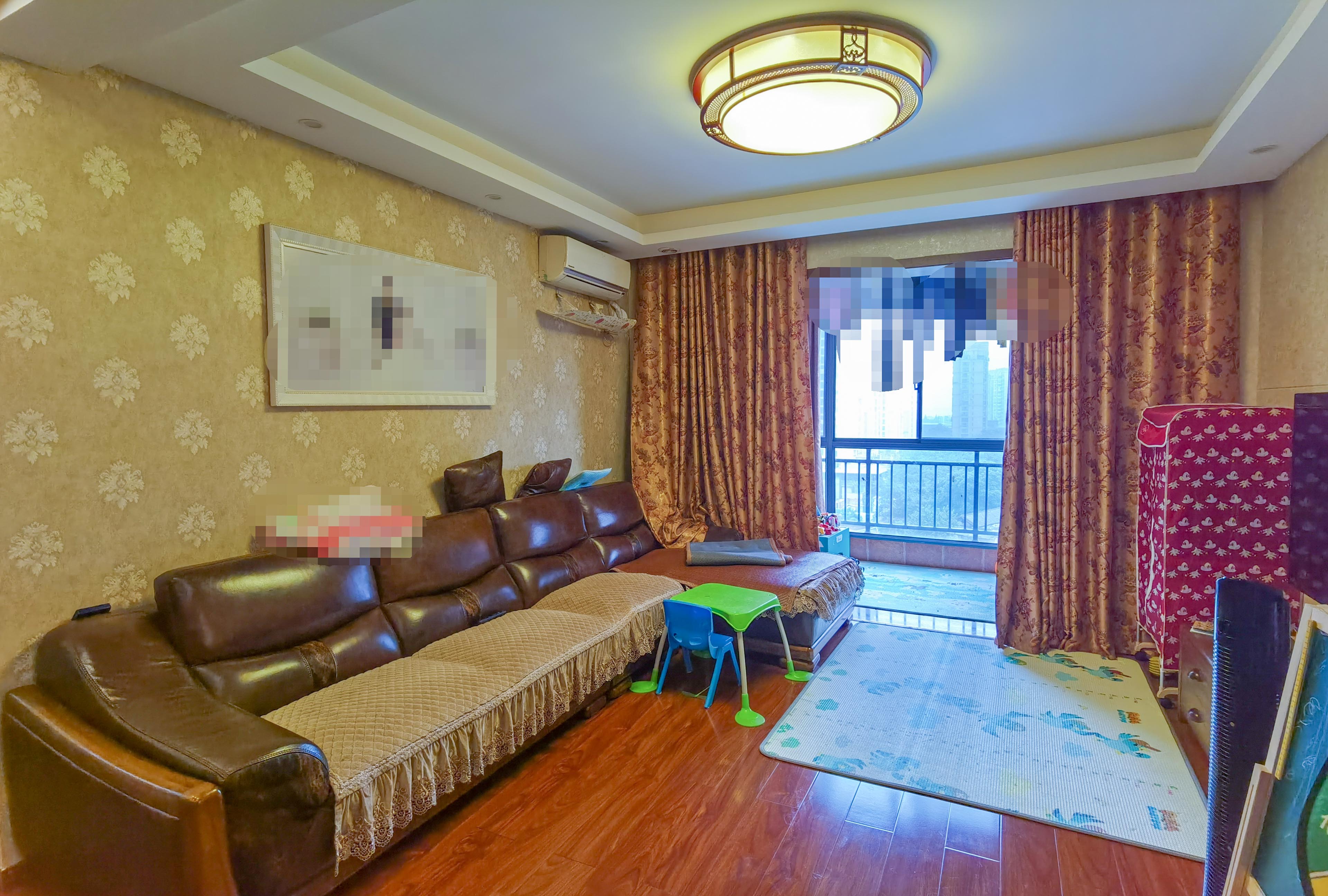 尚格名城万家理想  4室2厅2卫    71.8万 尚格名城万家理想  4室2厅2卫    71.8万客厅