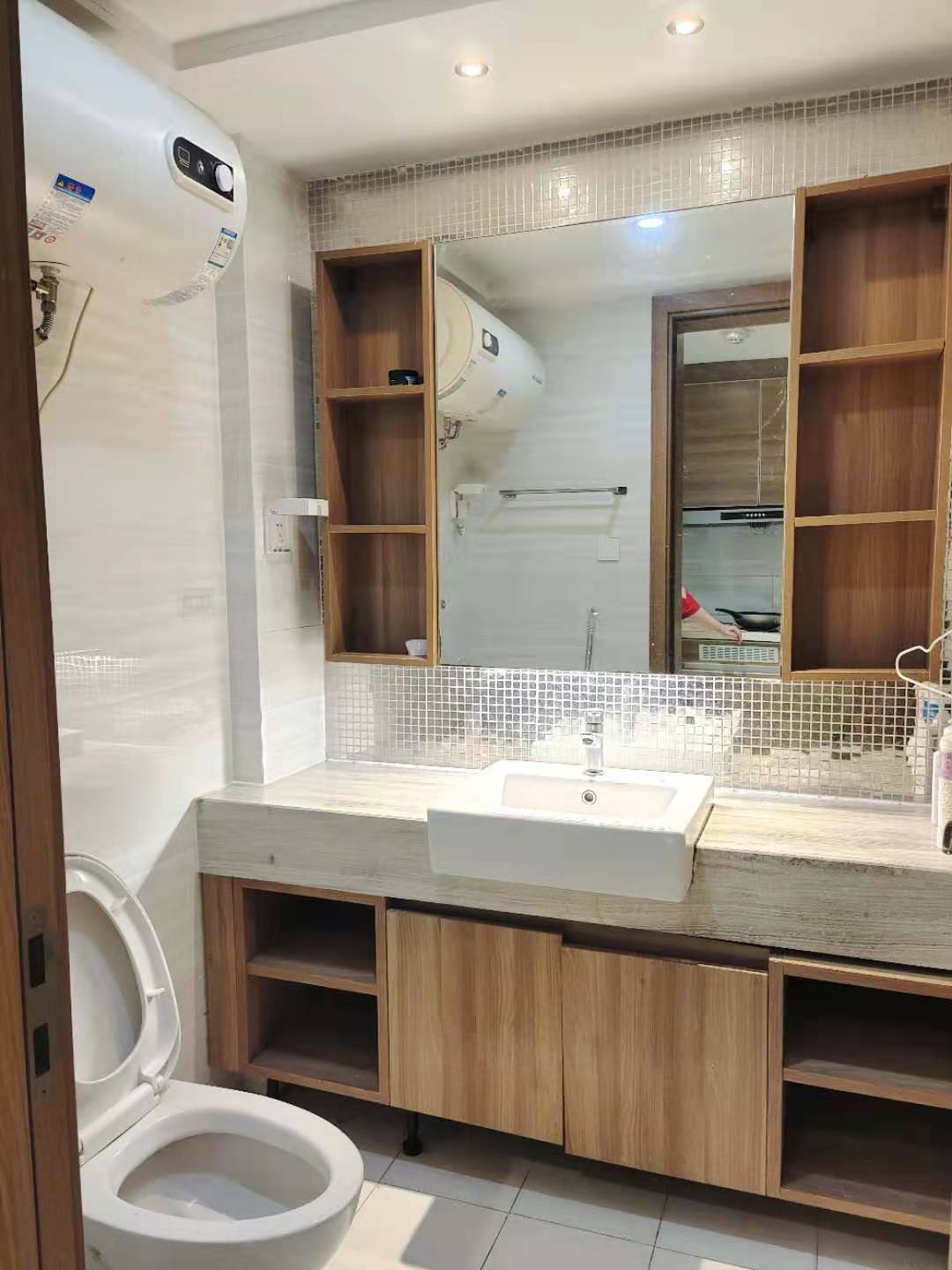 恒大绿洲  1室1厅1卫    1500.0元/月 恒大绿洲  1室1厅1卫    1500.0元/月室内图