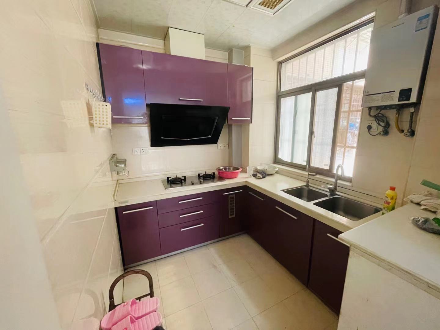 瑞丽江南(江南世家三期) 2室1厅1卫 1600.0元/月 瑞丽江南(江南世家三期) 2室1厅1卫 1600.0元/月室内图